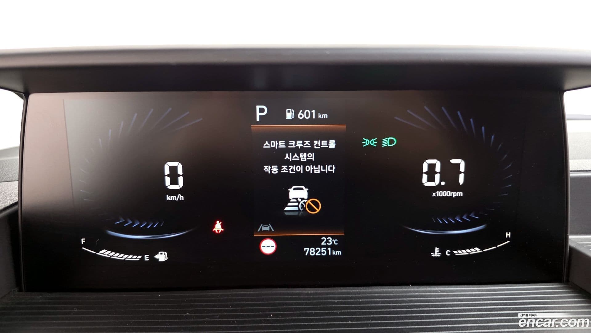 Main__Slider__Photo:Staria Hyundai 2022.2-7