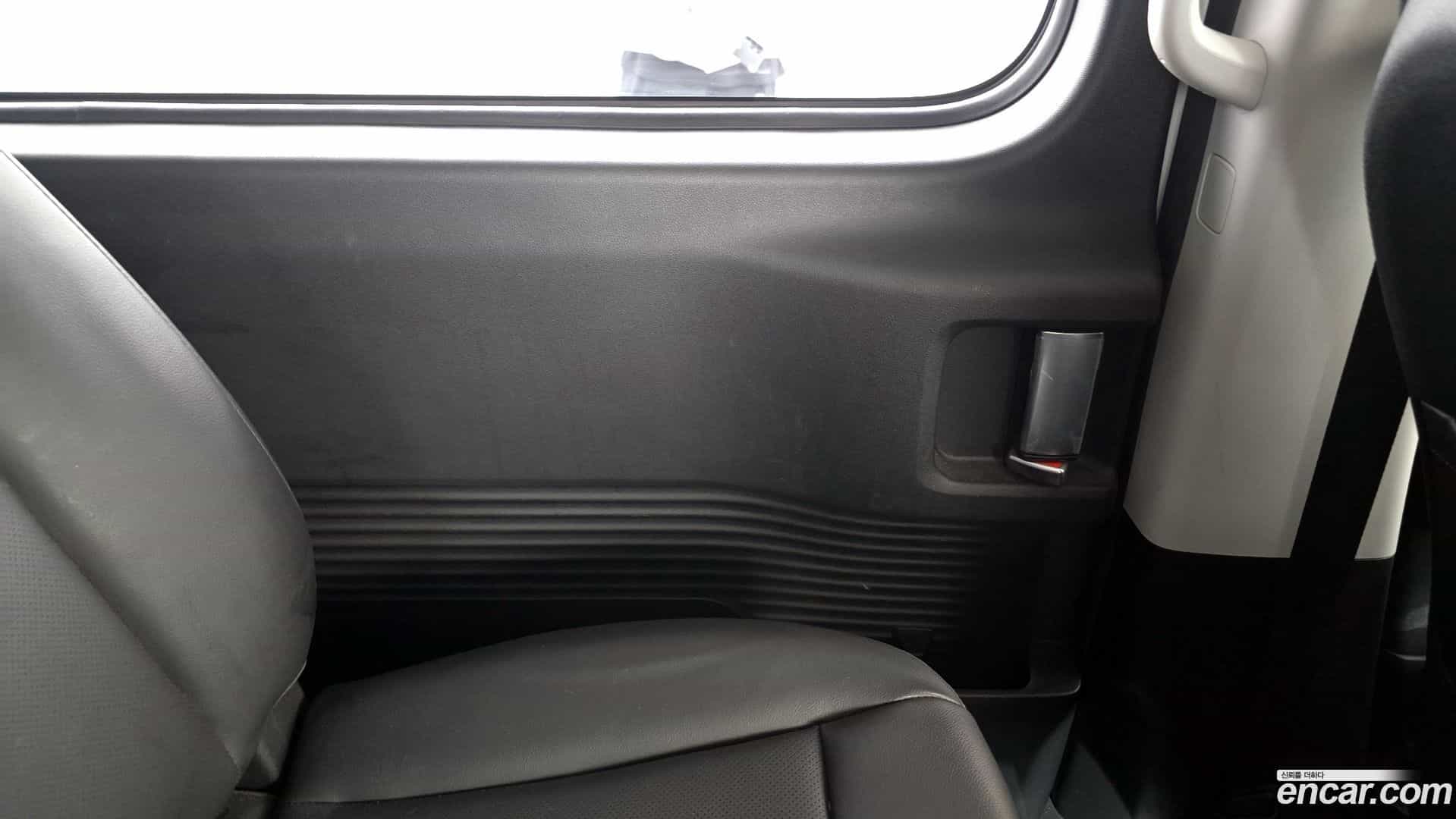Staria Hyundai 2022.2-INNER-035