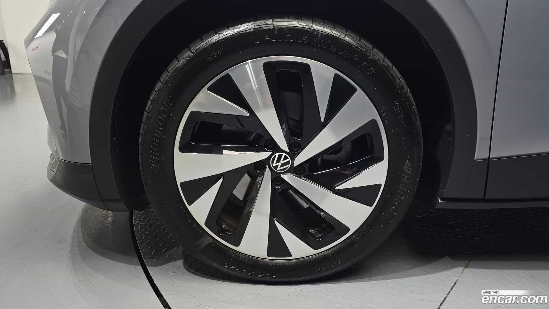 ID.4 Volkswagen 2023.11-OUTER-005