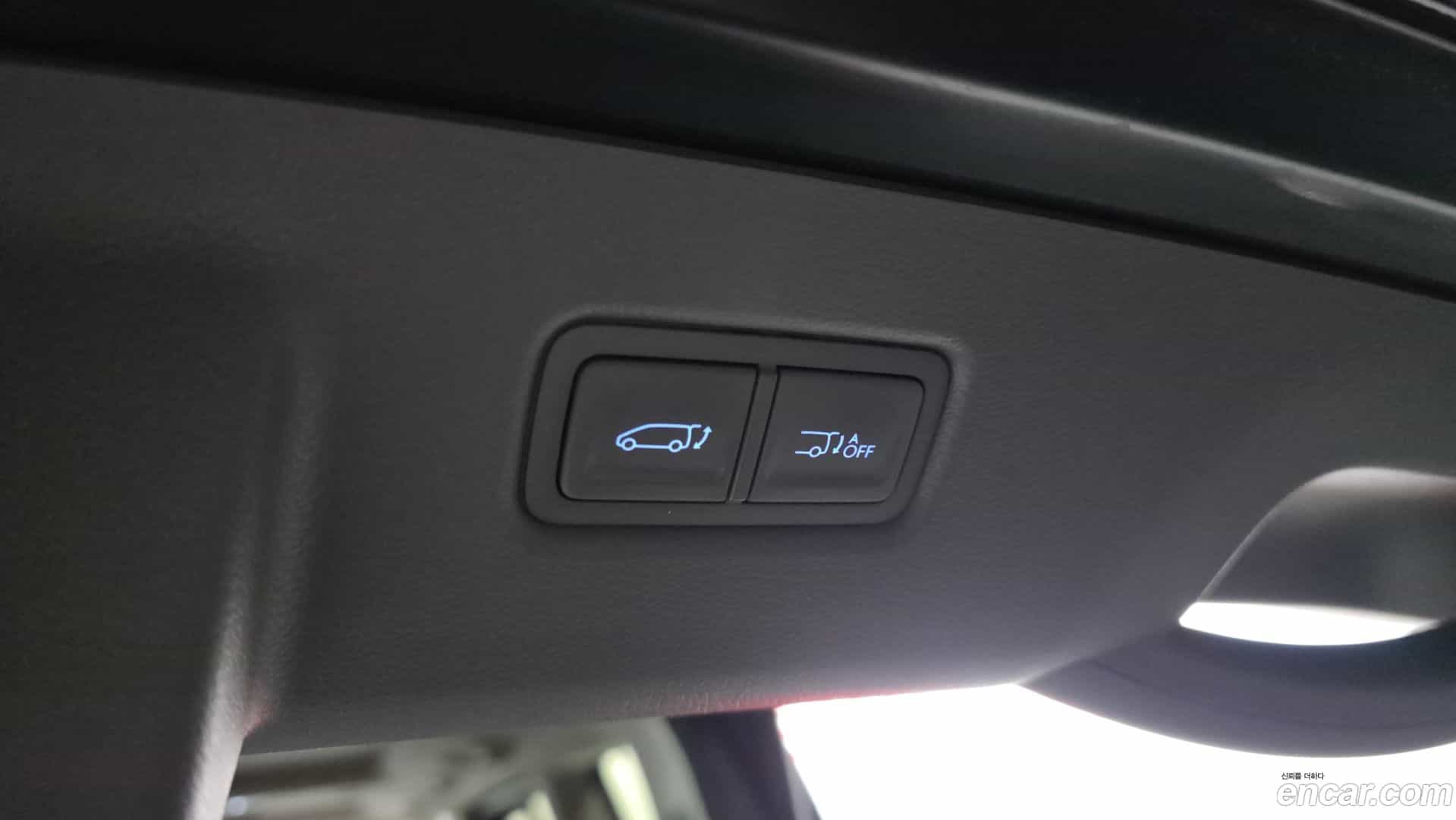 Staria Hyundai 2021.6-OPTION-024
