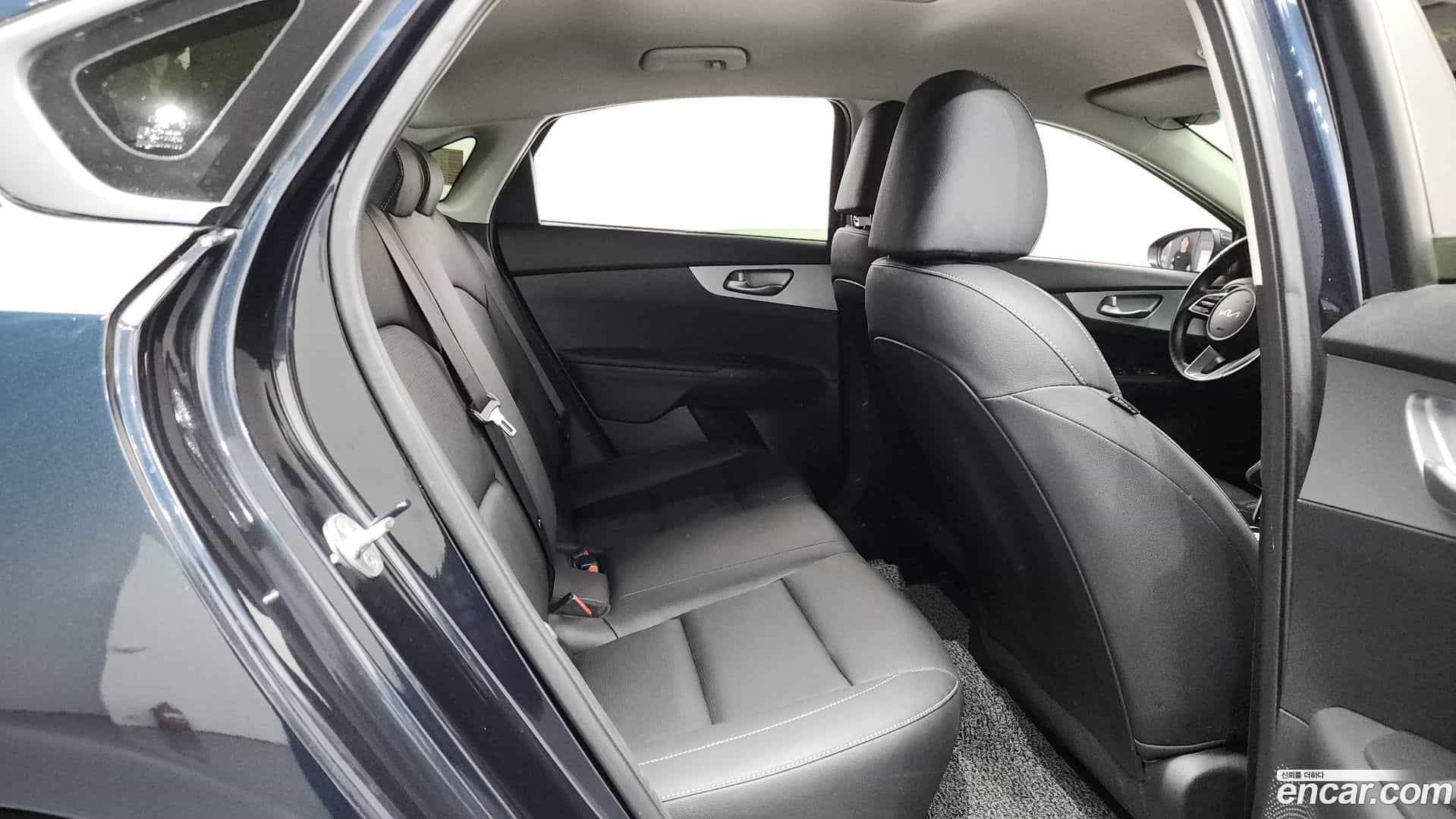 K3 Kia 2022.6-OPTION-015