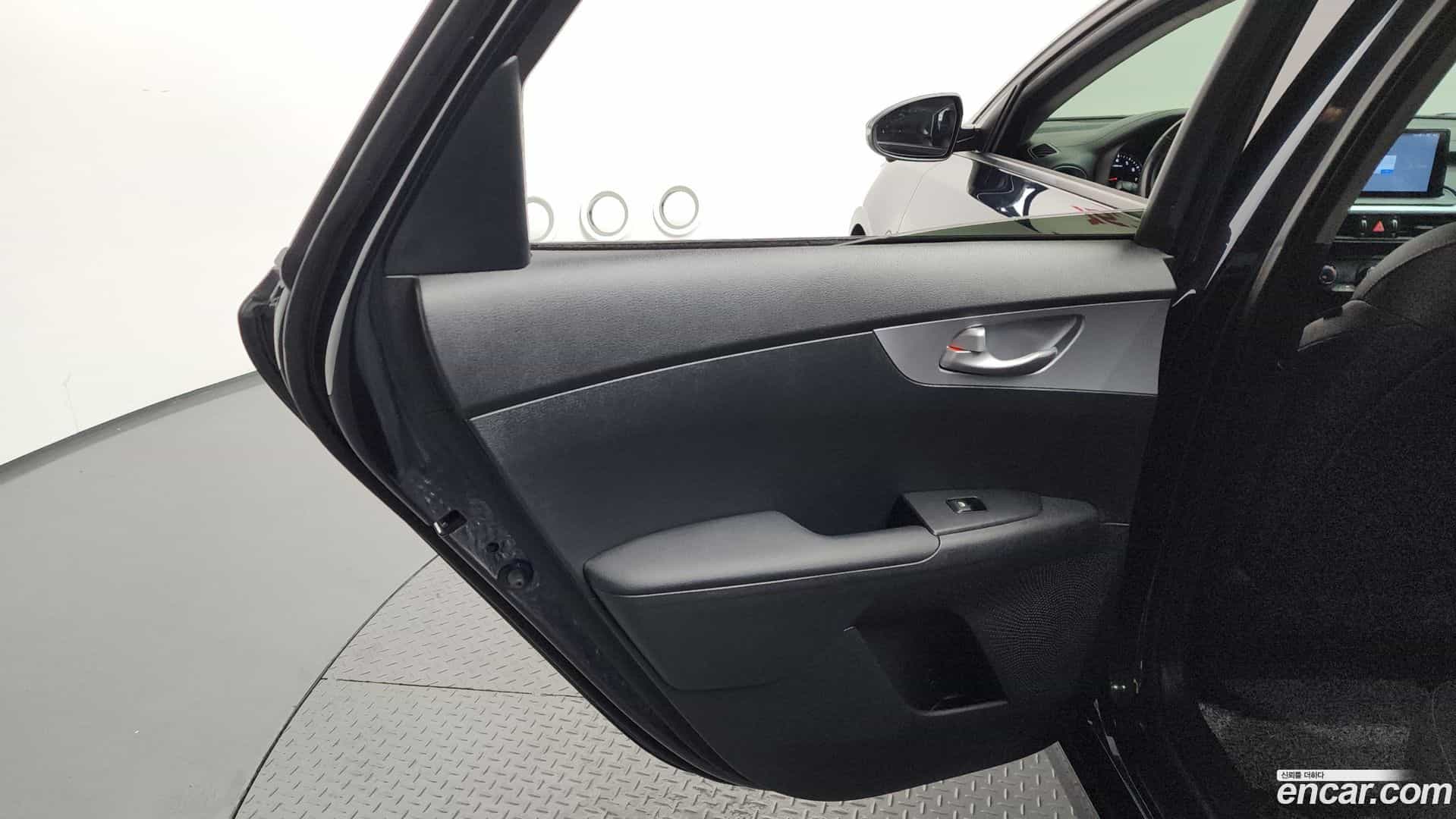 K3 Kia 2022.6-INNER-035