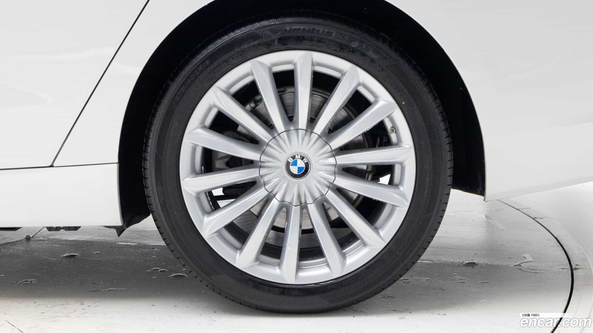 Gran Turismo BMW 2021.1-OUTER-005