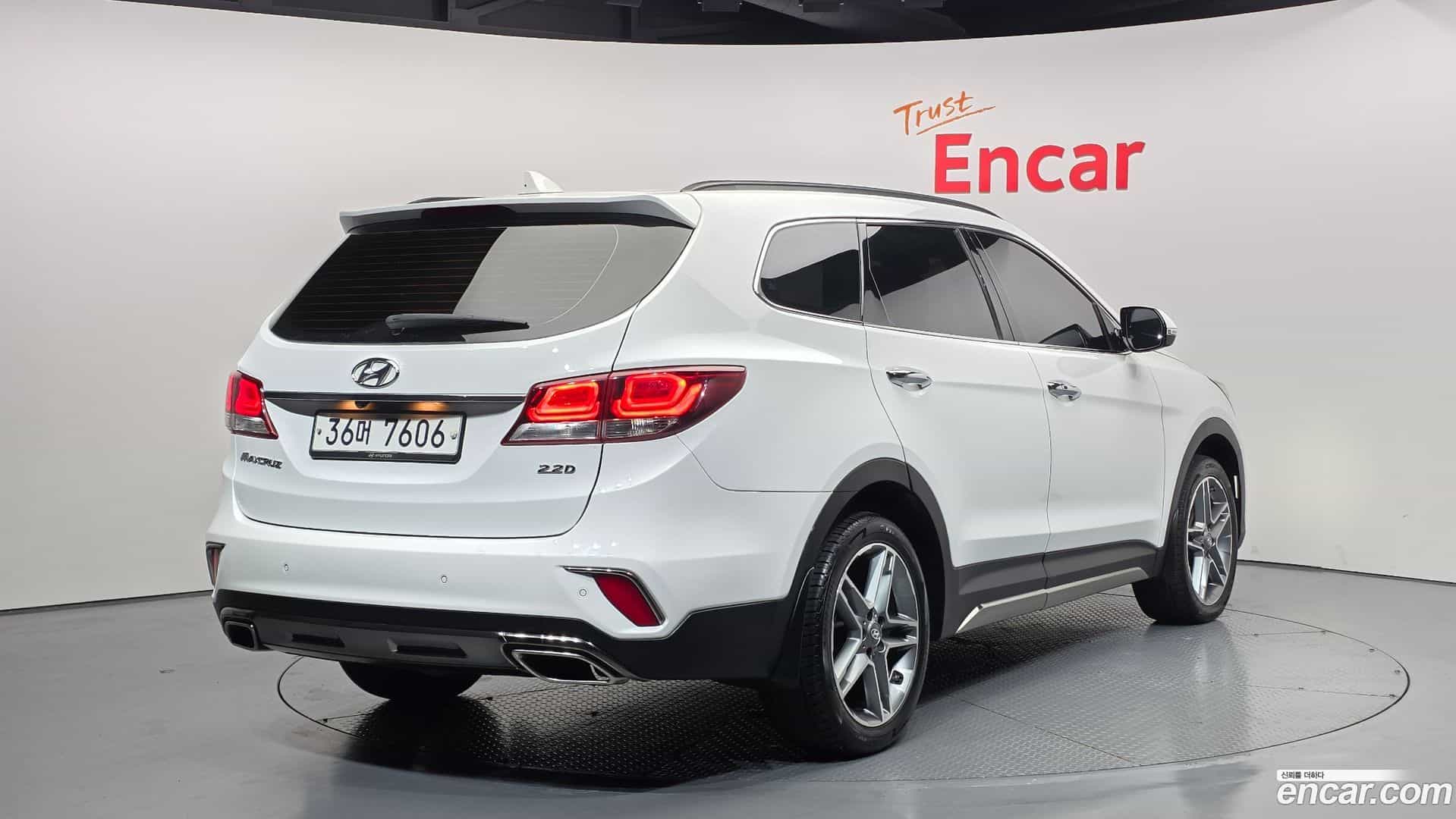 Maxcruz Hyundai 2017.4-OUTER-002