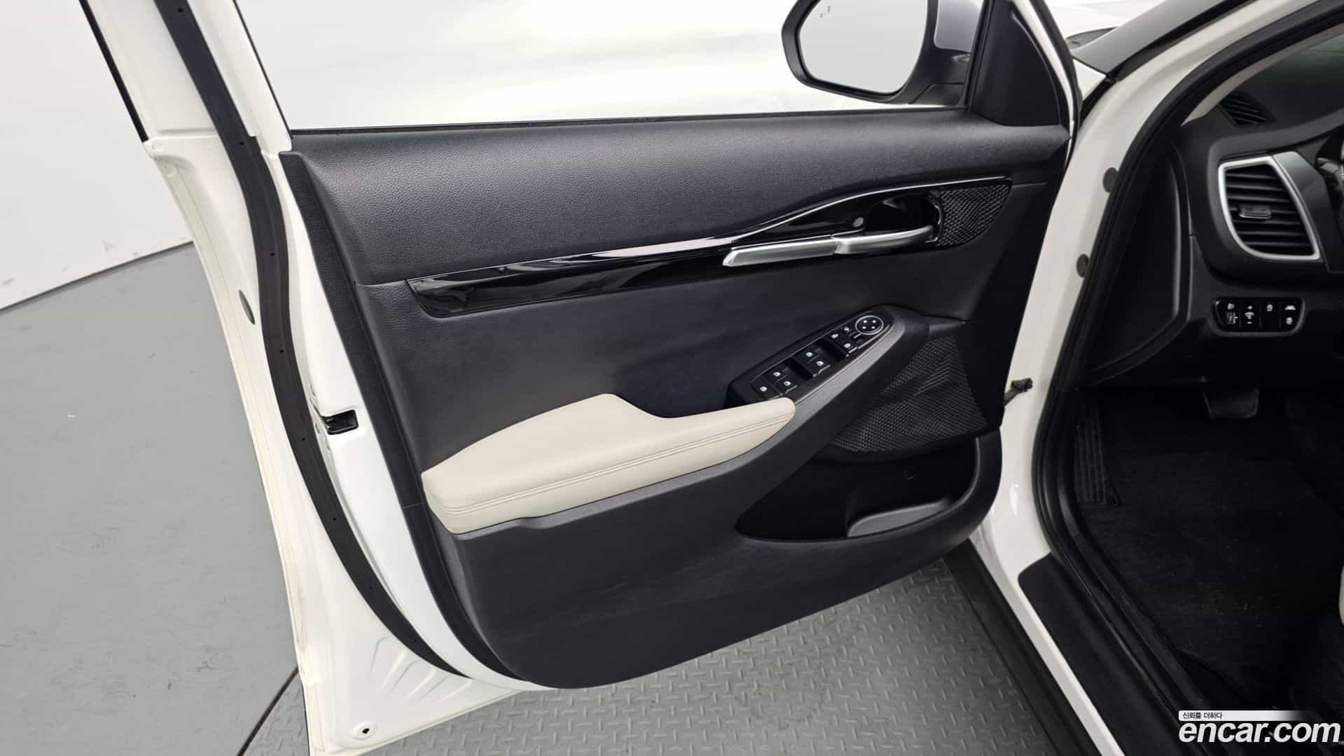 Seltos Kia 2021.2-INNER-034