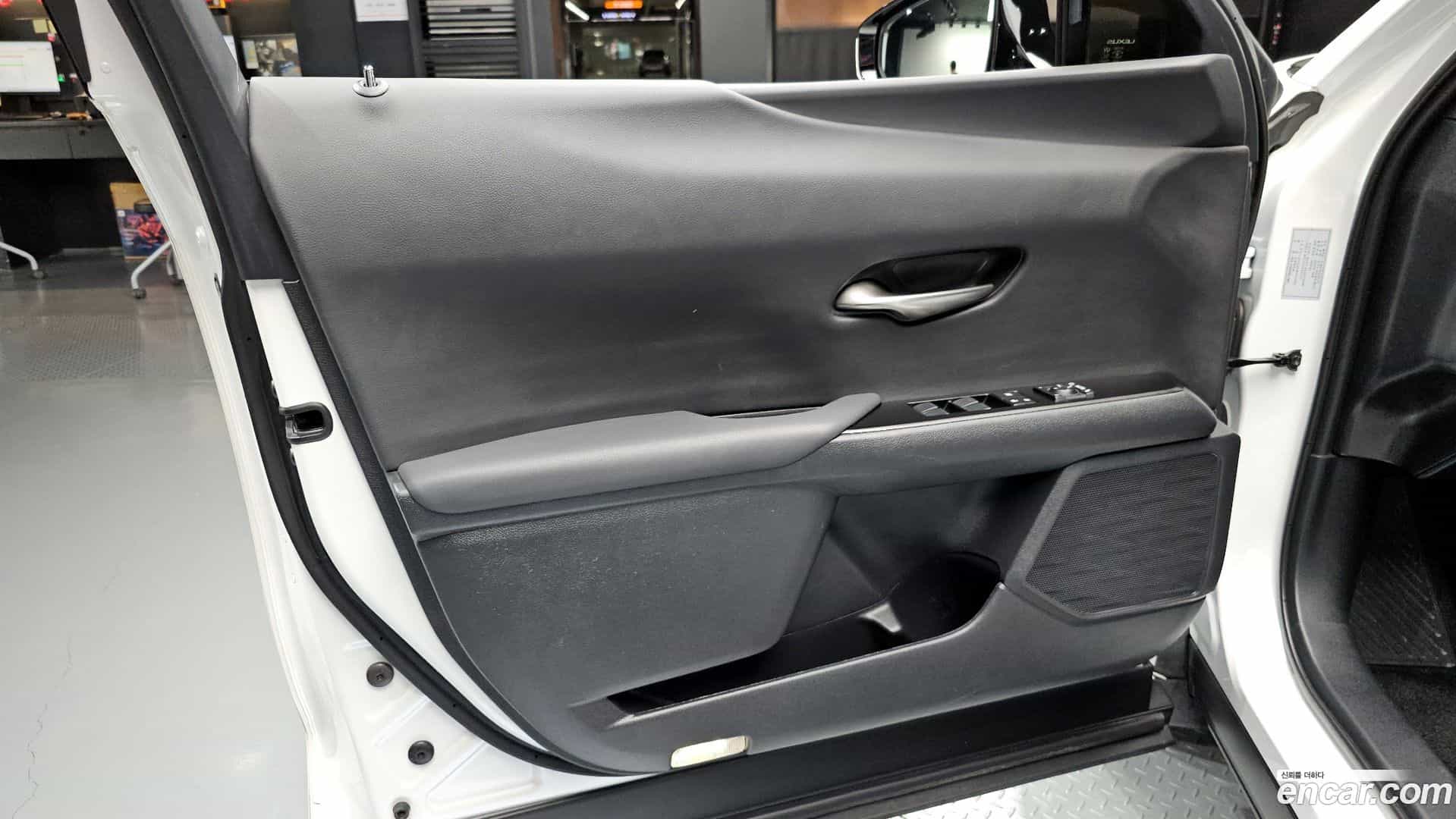 UX Lexus 2023.9-INNER-034