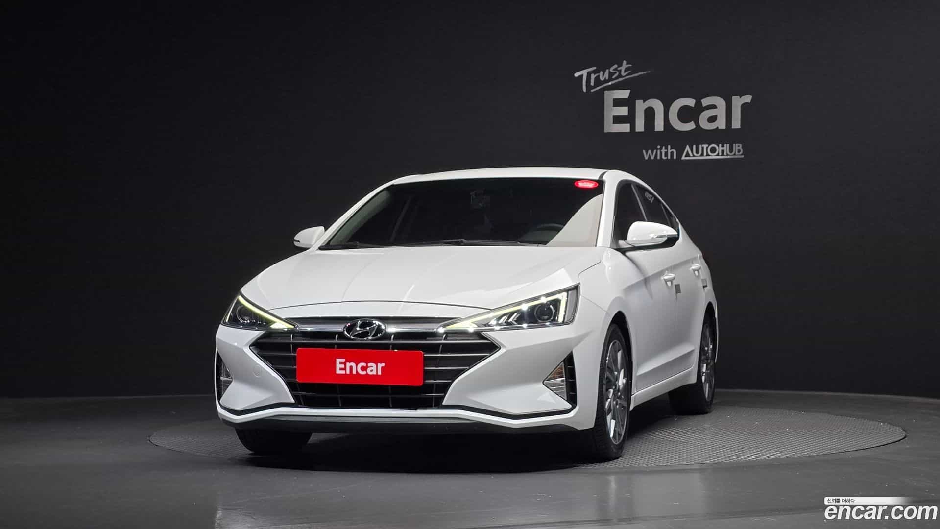 AVANTE Hyundai 2019.0-OUTER-003