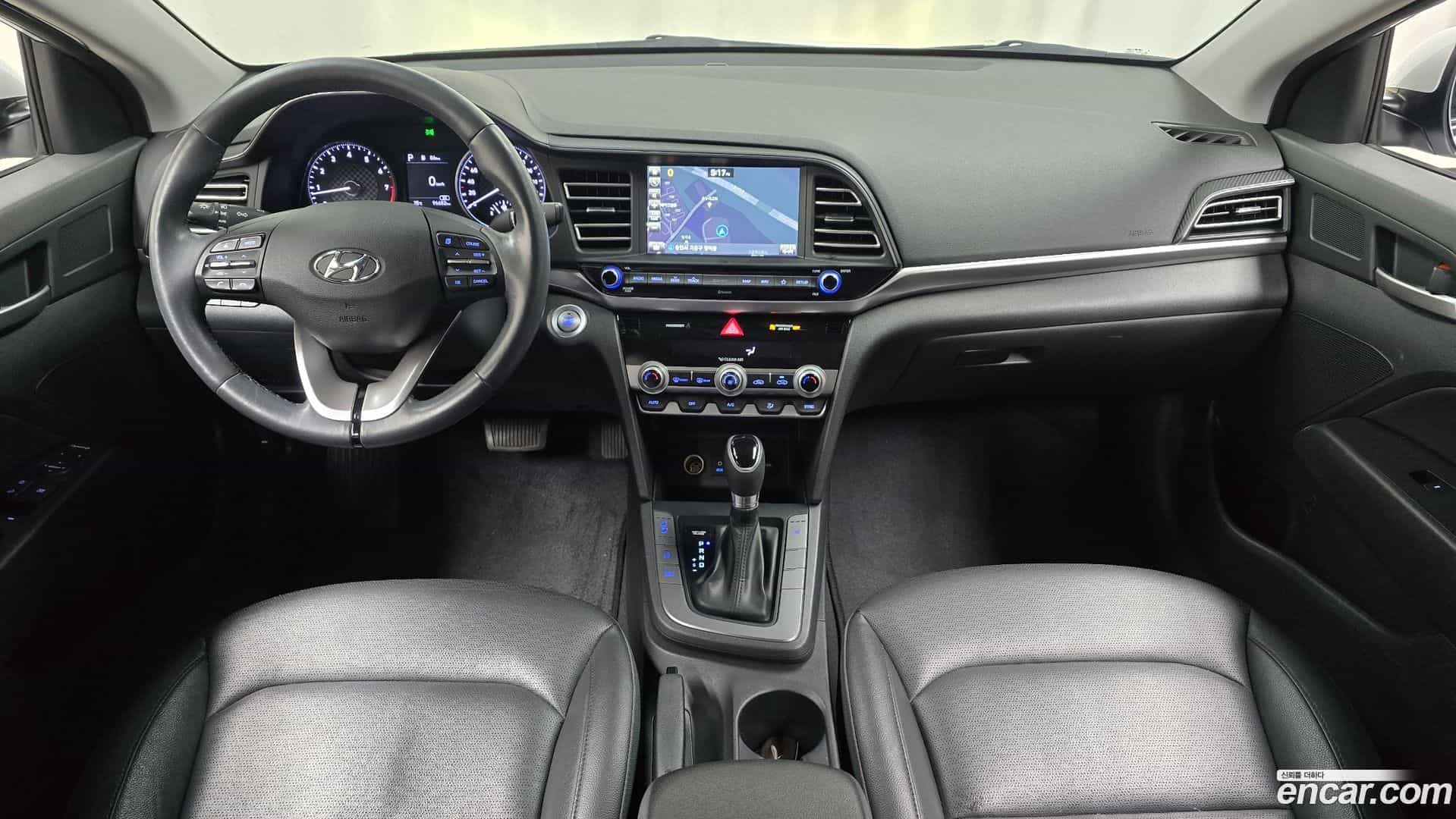 AVANTE Hyundai 2019.0-INNER-007