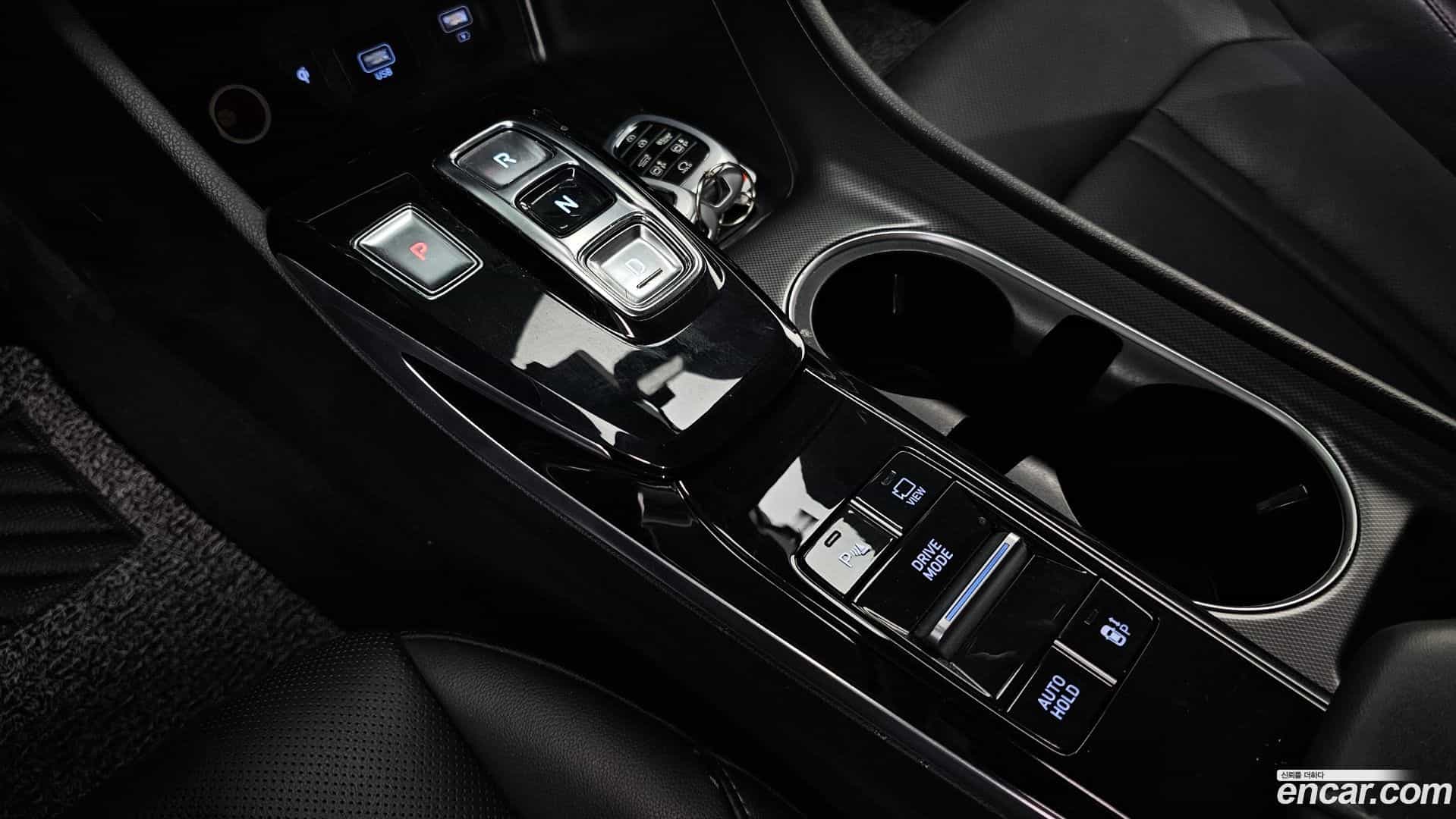 Sonata Hyundai 2022.2-INNER-009