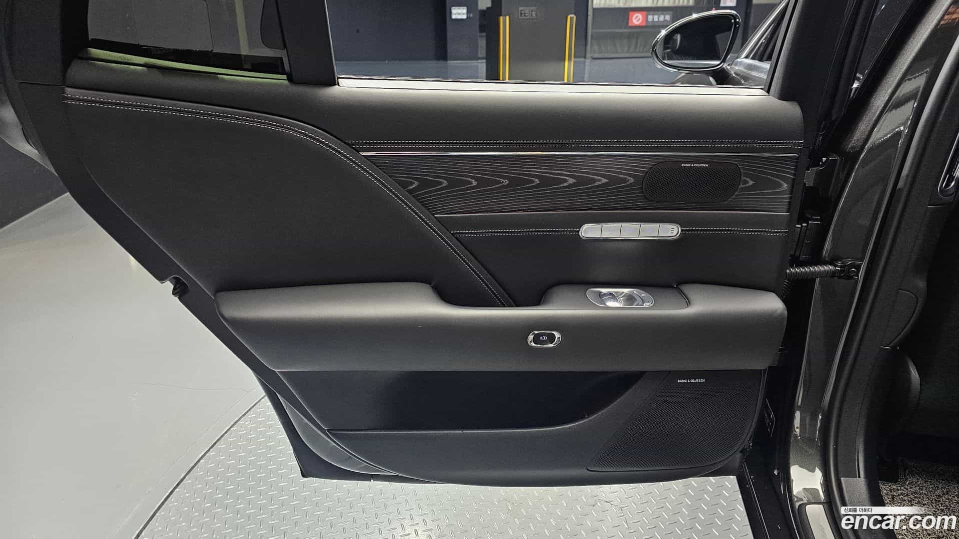 G90 Genesis 2023.5-INNER-035