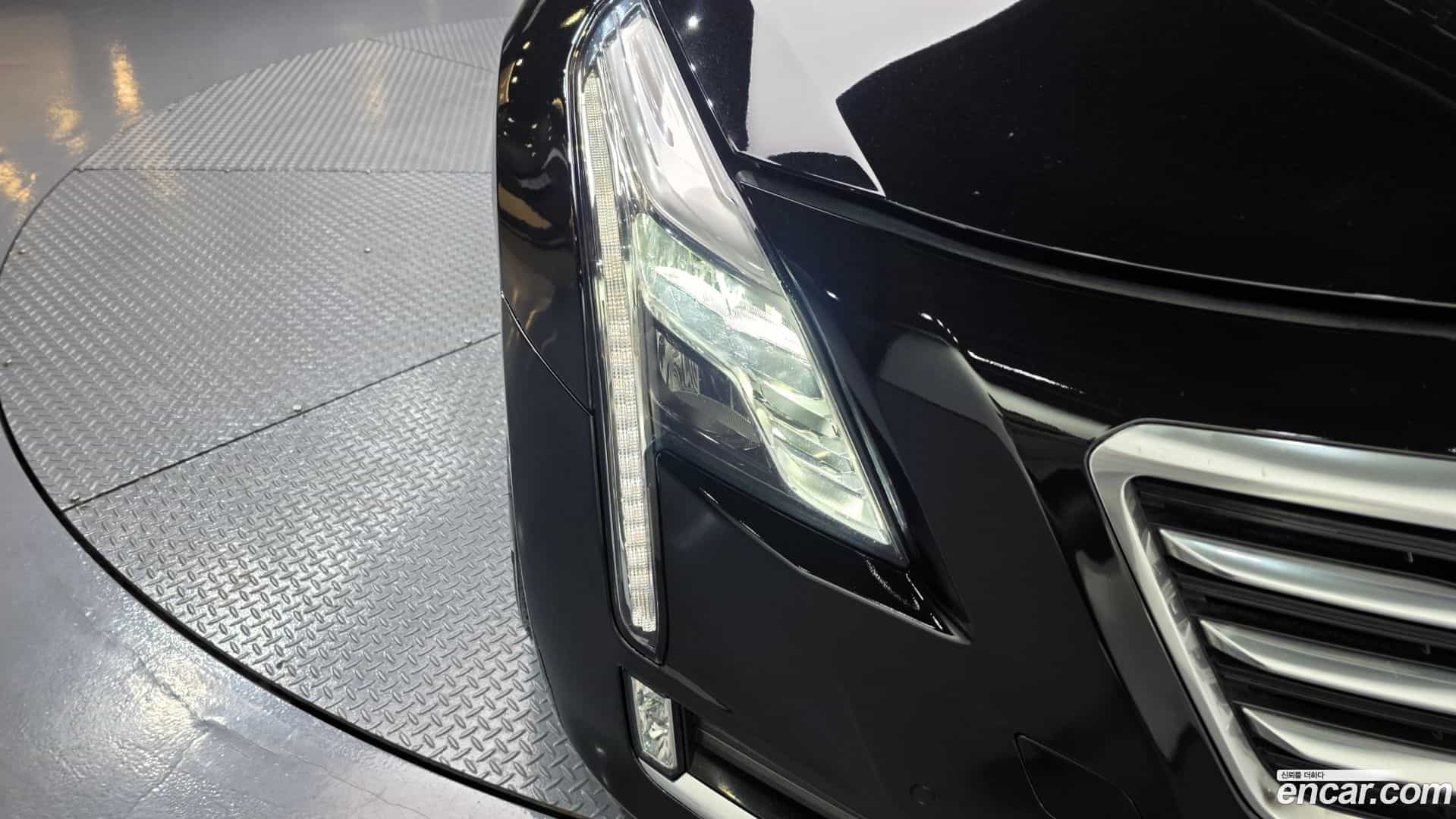 CT6 Cadillac 2018.2-OUTER-032