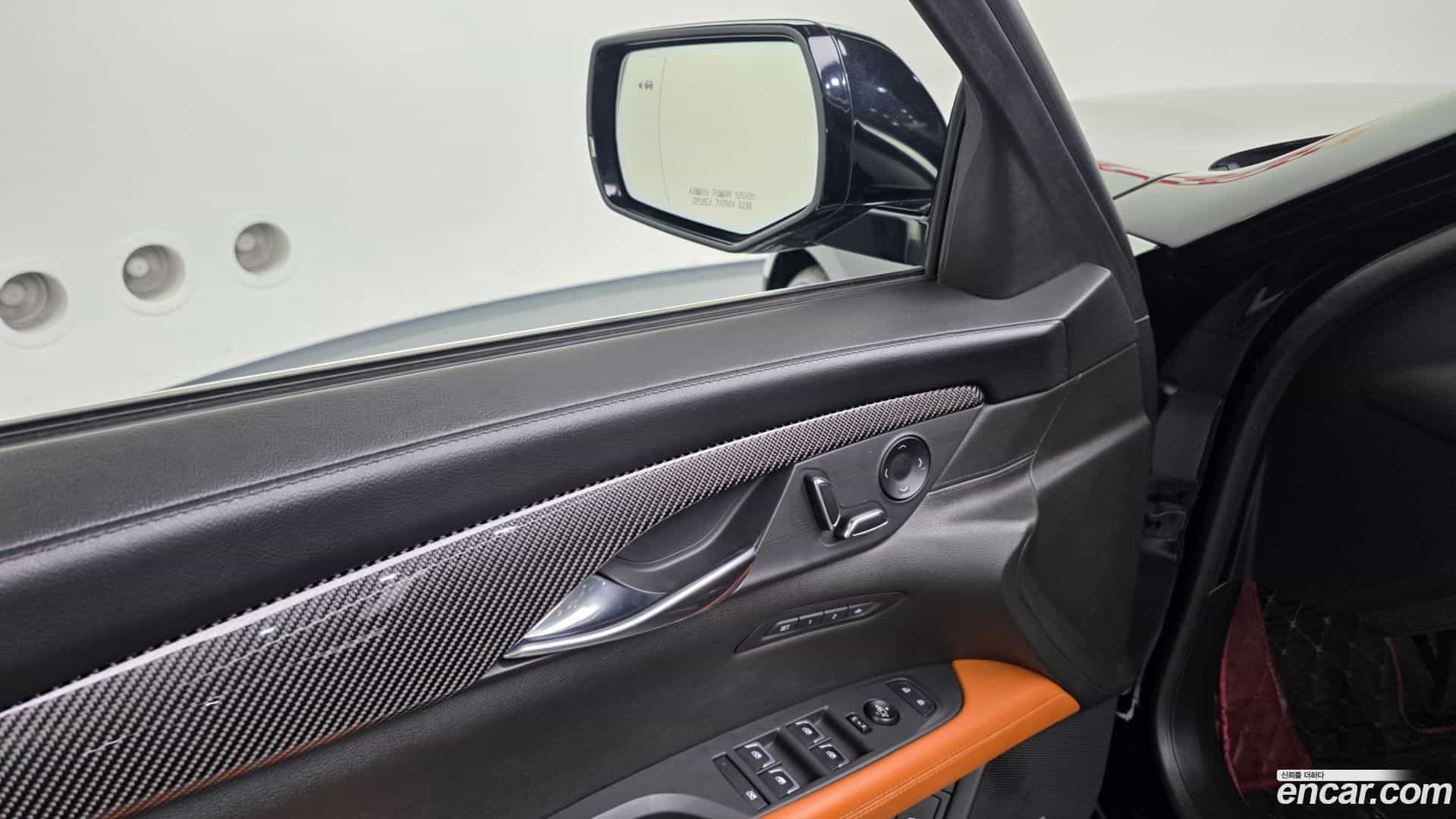 CT6 Cadillac 2018.2-OPTION-040