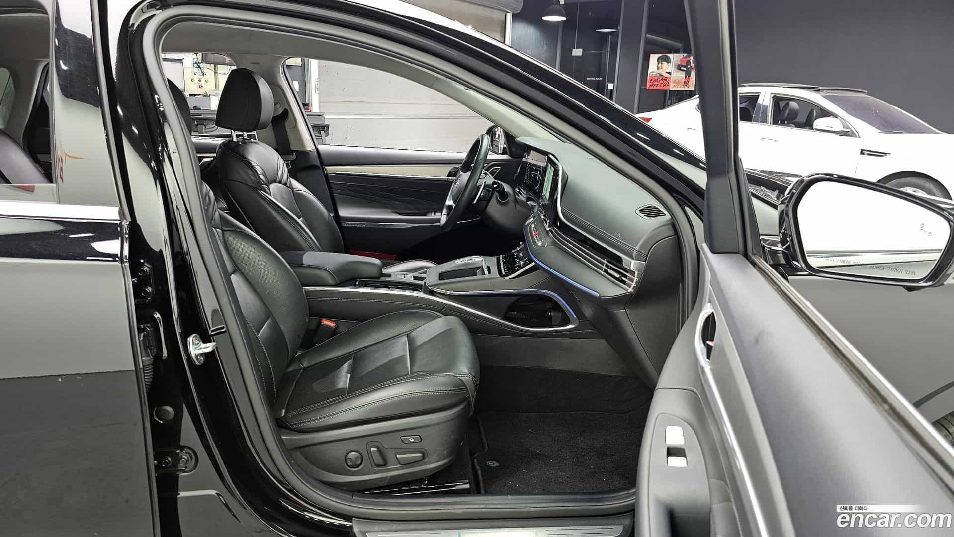 Grandeur Hyundai 2021.3-OPTION-015