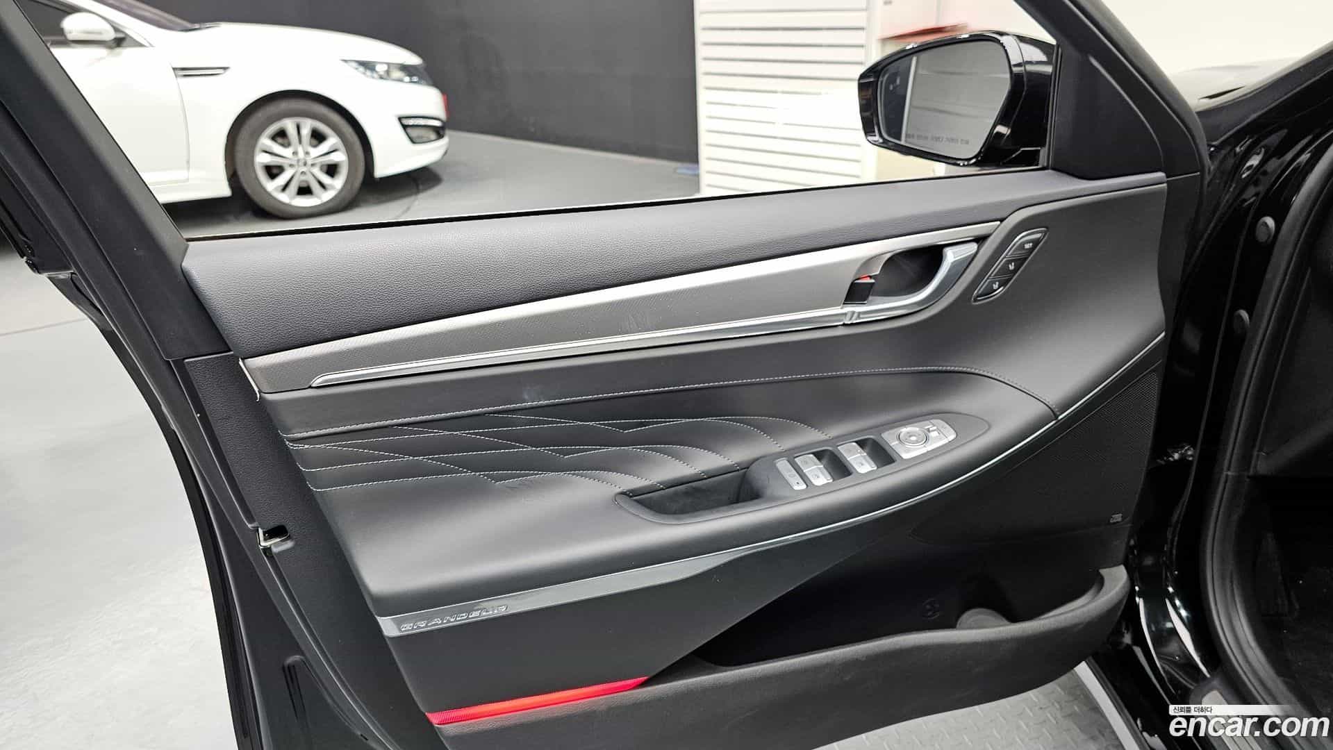 Grandeur Hyundai 2021.3-INNER-034