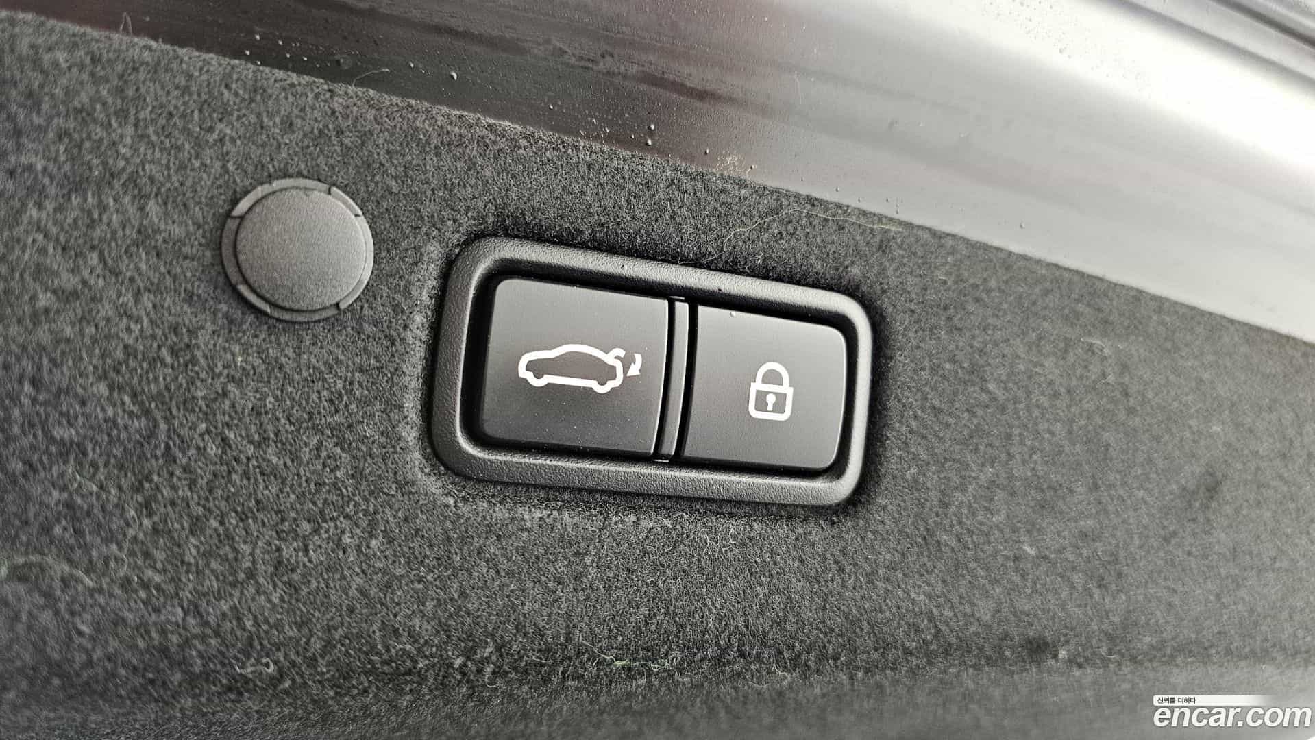 Grandeur Hyundai 2021.3-OPTION-043
