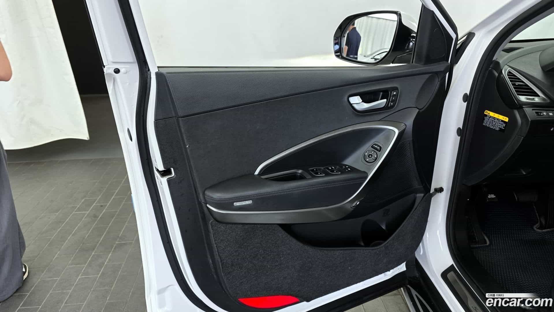 Santafe Hyundai 2015.8-INNER-034