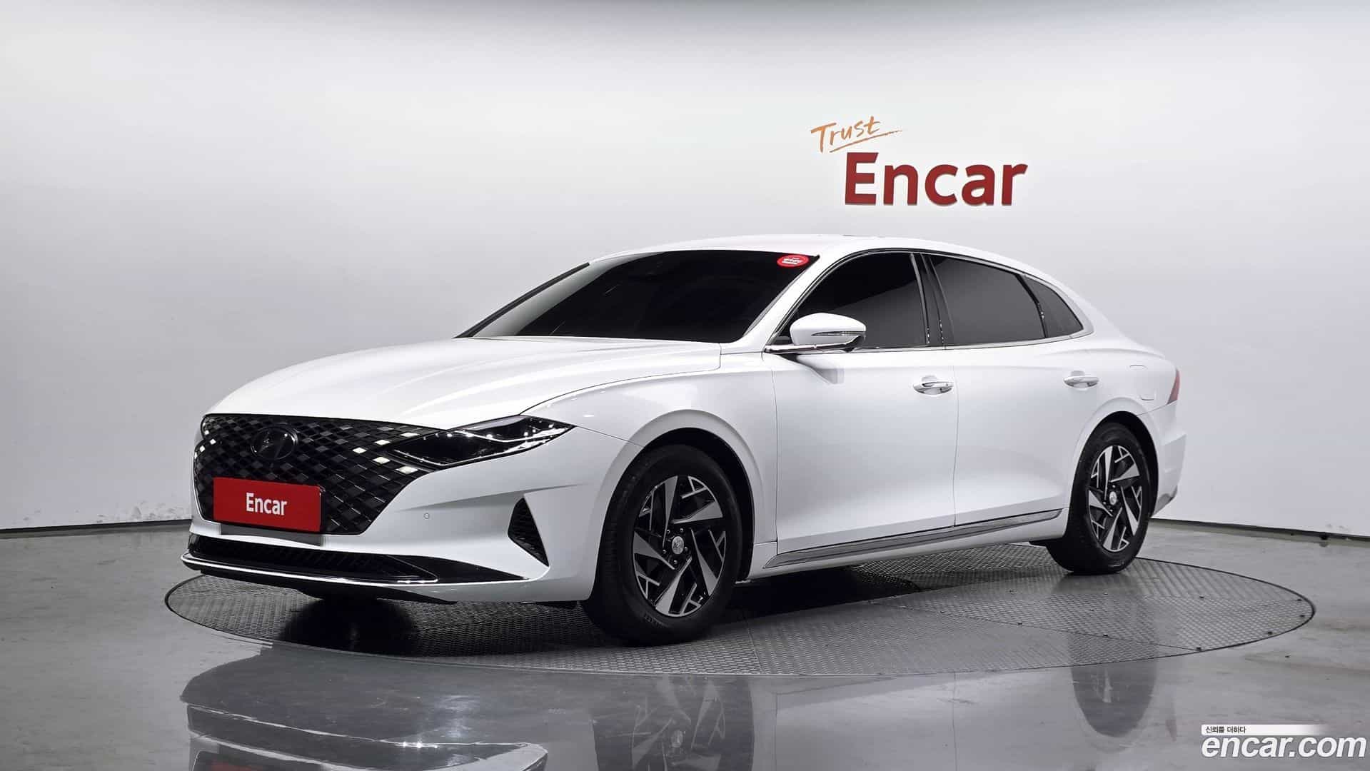 Grandeur Hyundai 2020.3-OUTER-001