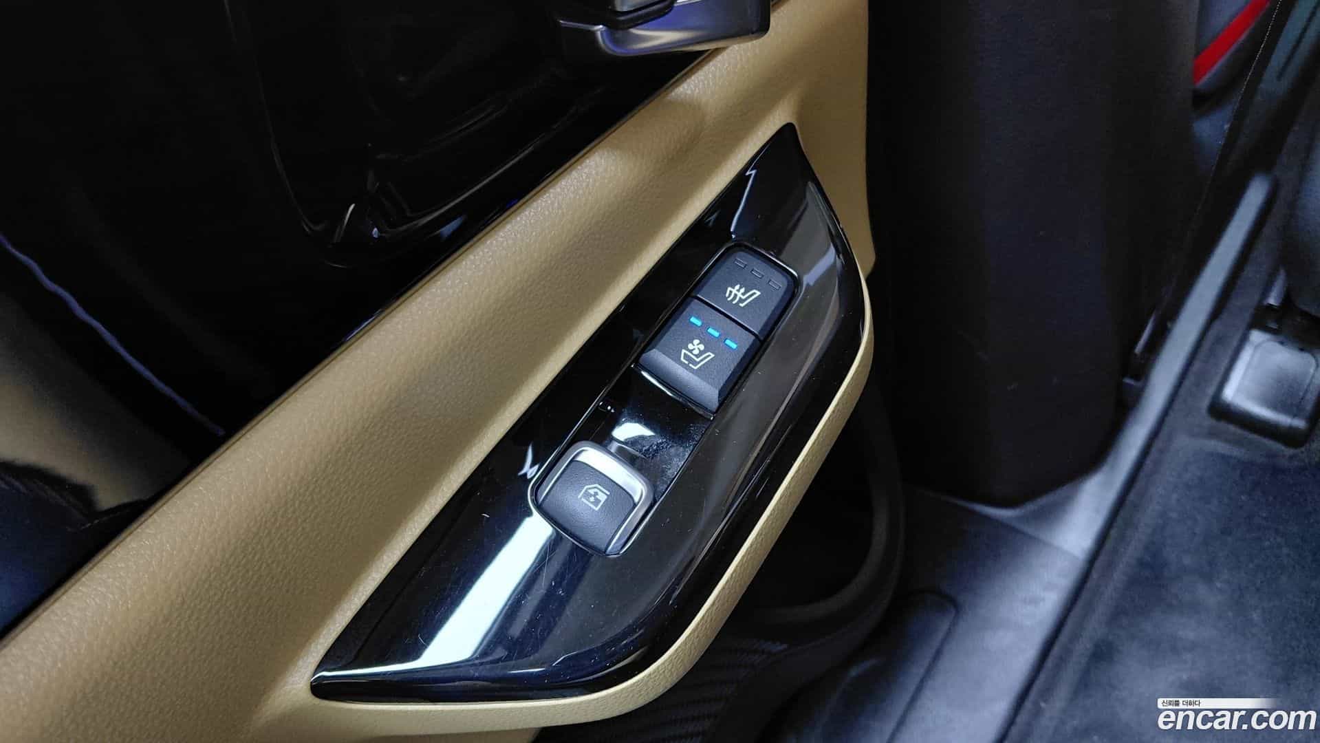 Canival Kia 2022.4-OPTION-043