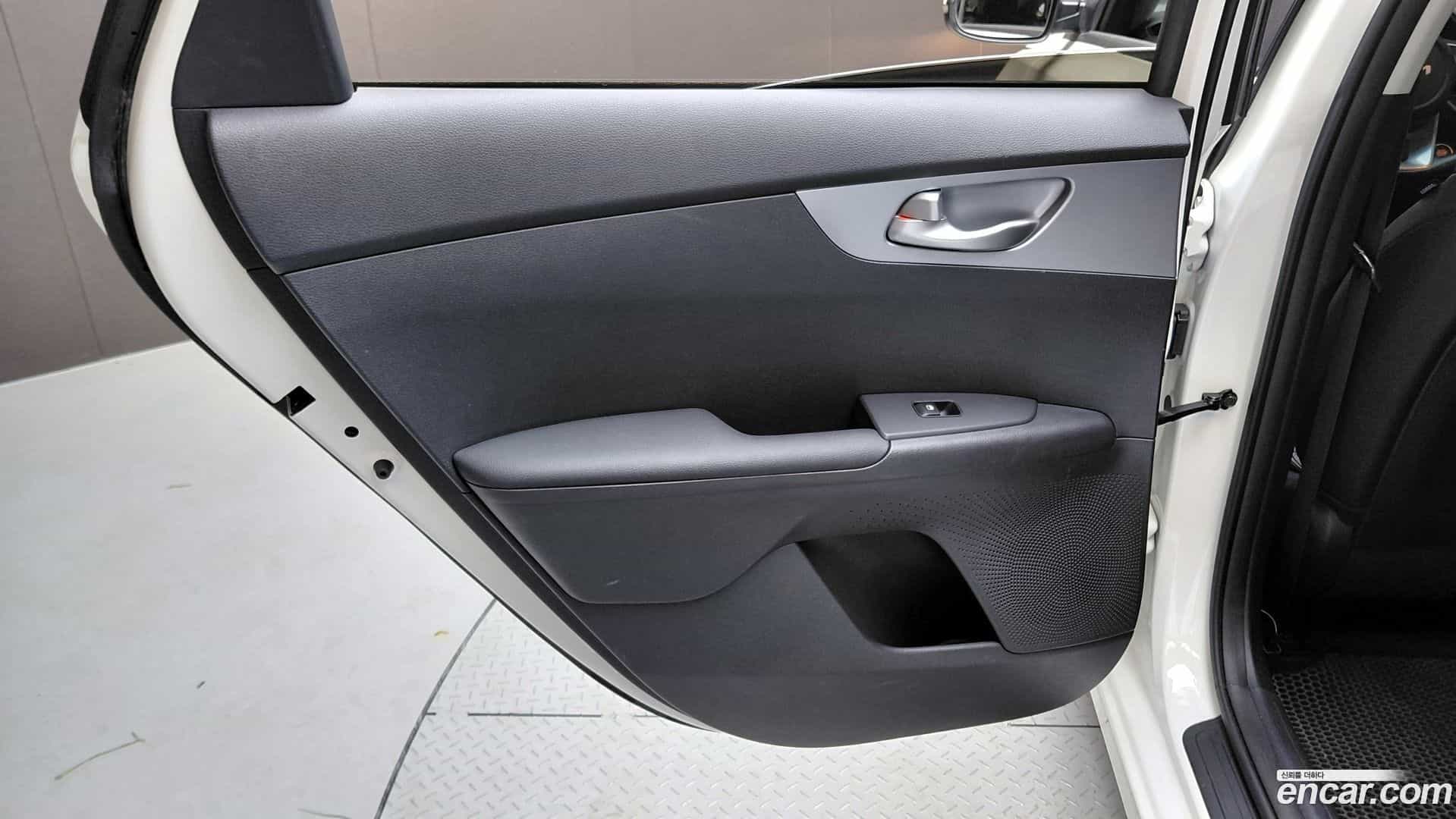 K3 Kia 2022.3-INNER-035