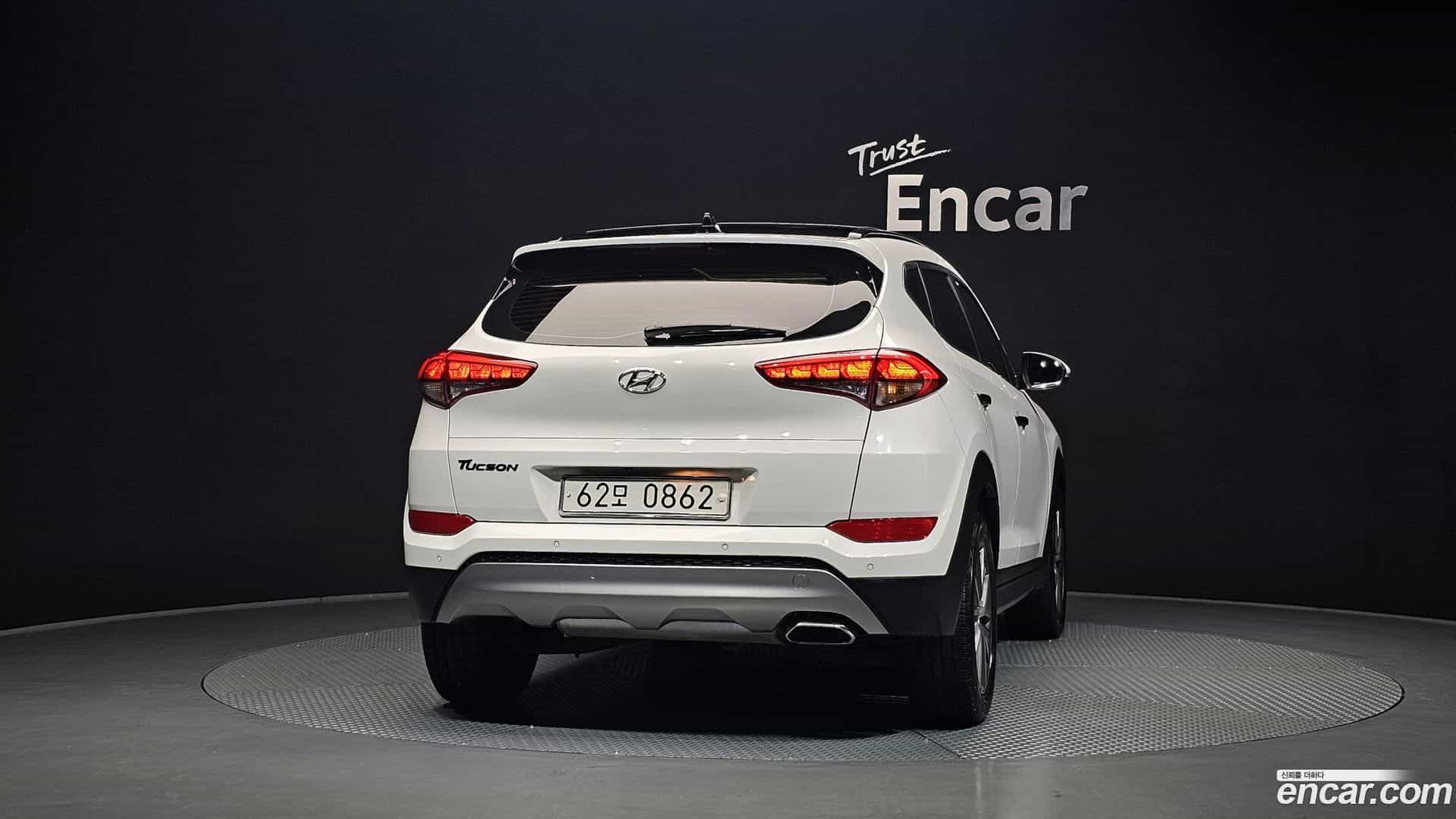 Tucson Hyundai 2016.3-OUTER-004