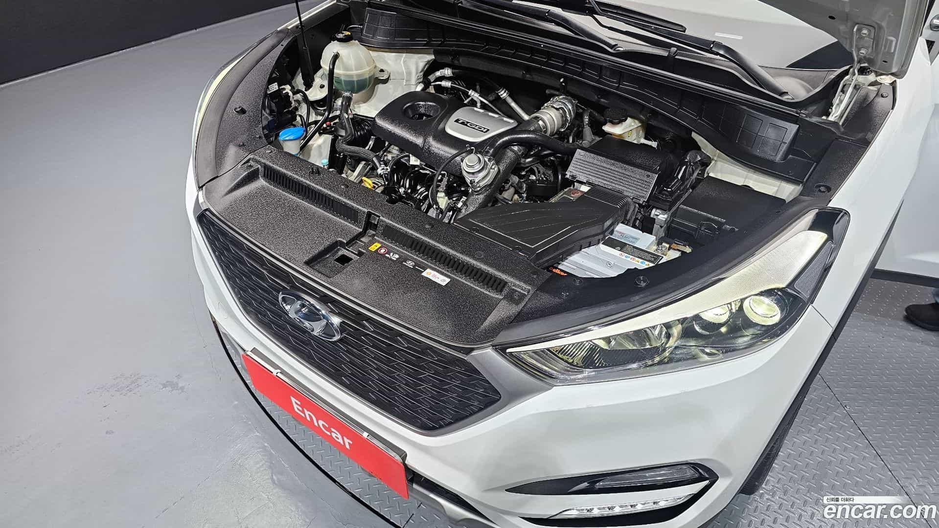 Tucson Hyundai 2016.3-OUTER-006