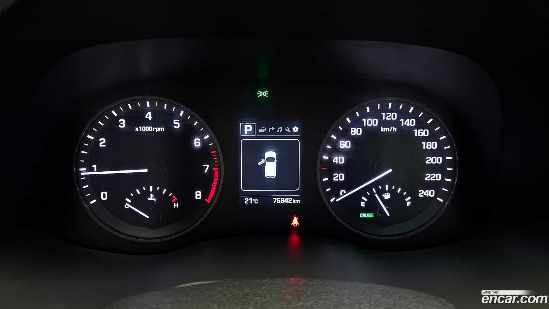 Tucson Hyundai 2016.3-INNER-008