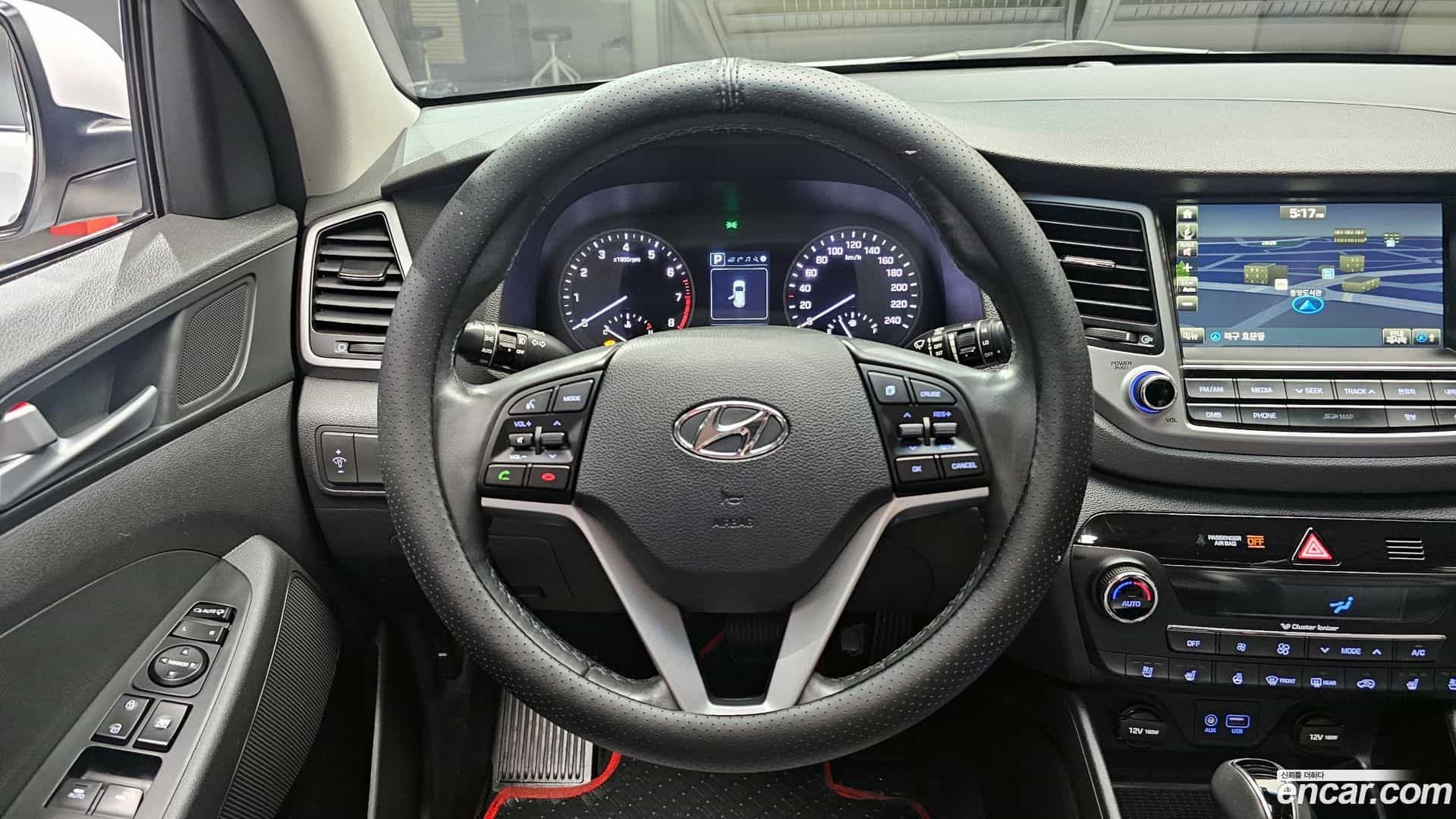 Tucson Hyundai 2016.3-OPTION-017