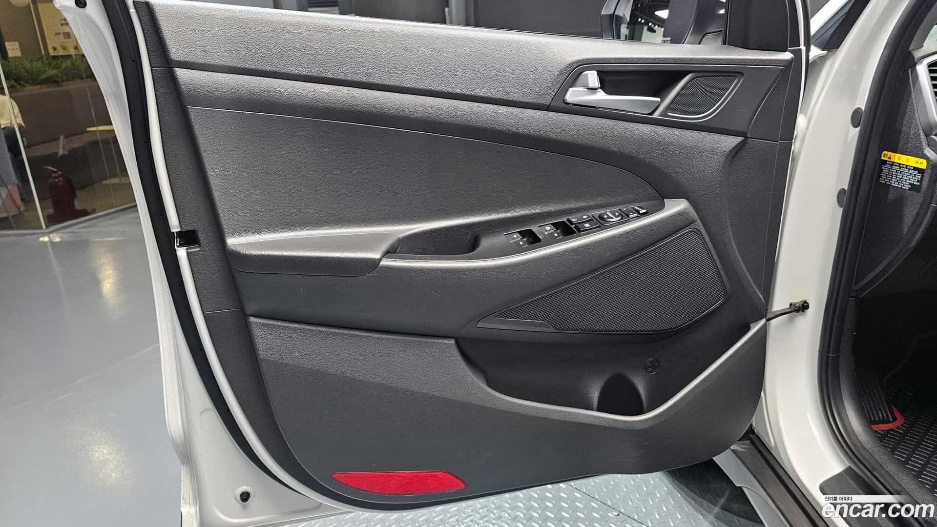 Tucson Hyundai 2016.3-INNER-034