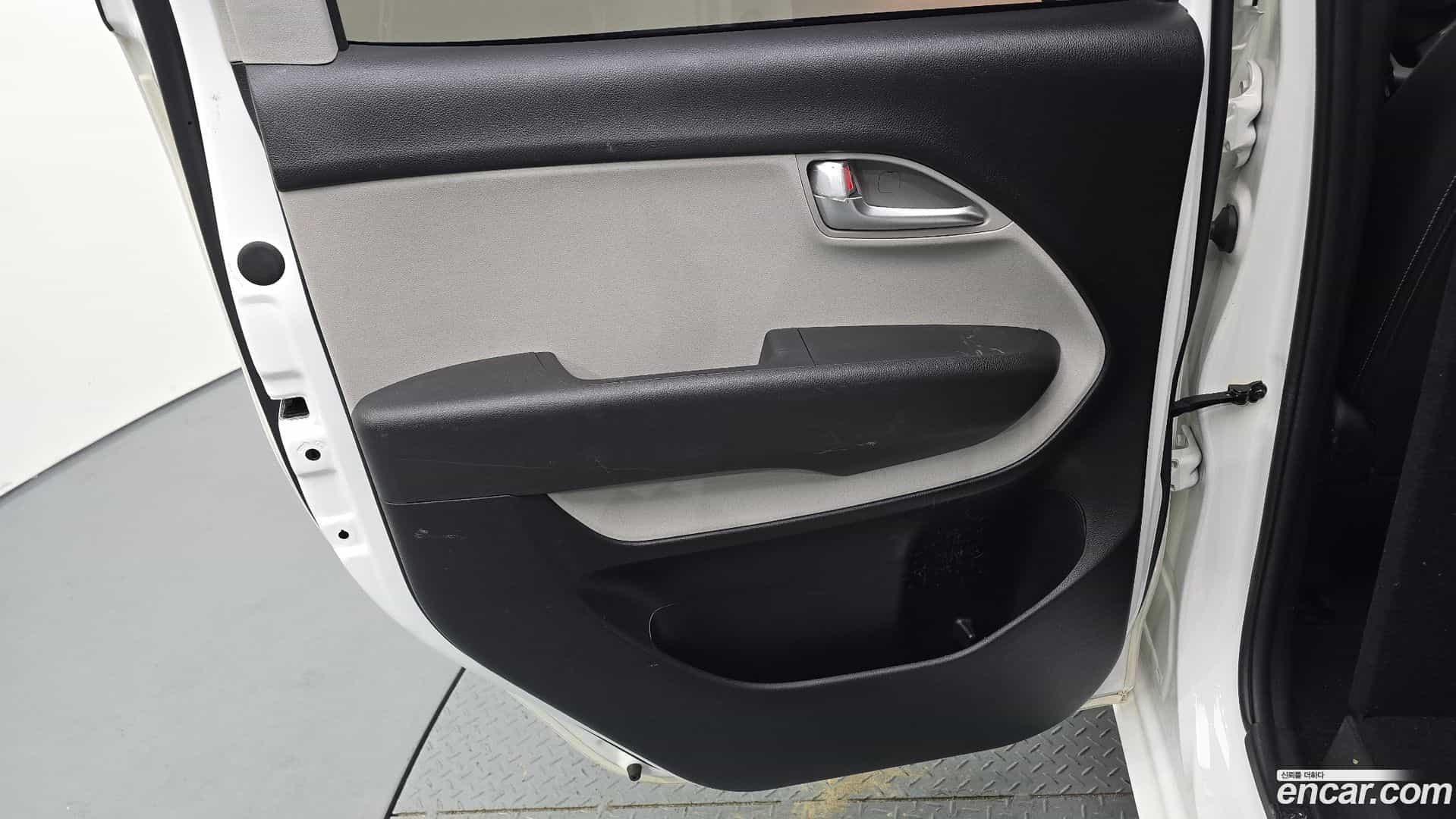 RAY Kia 2022.11-INNER-035