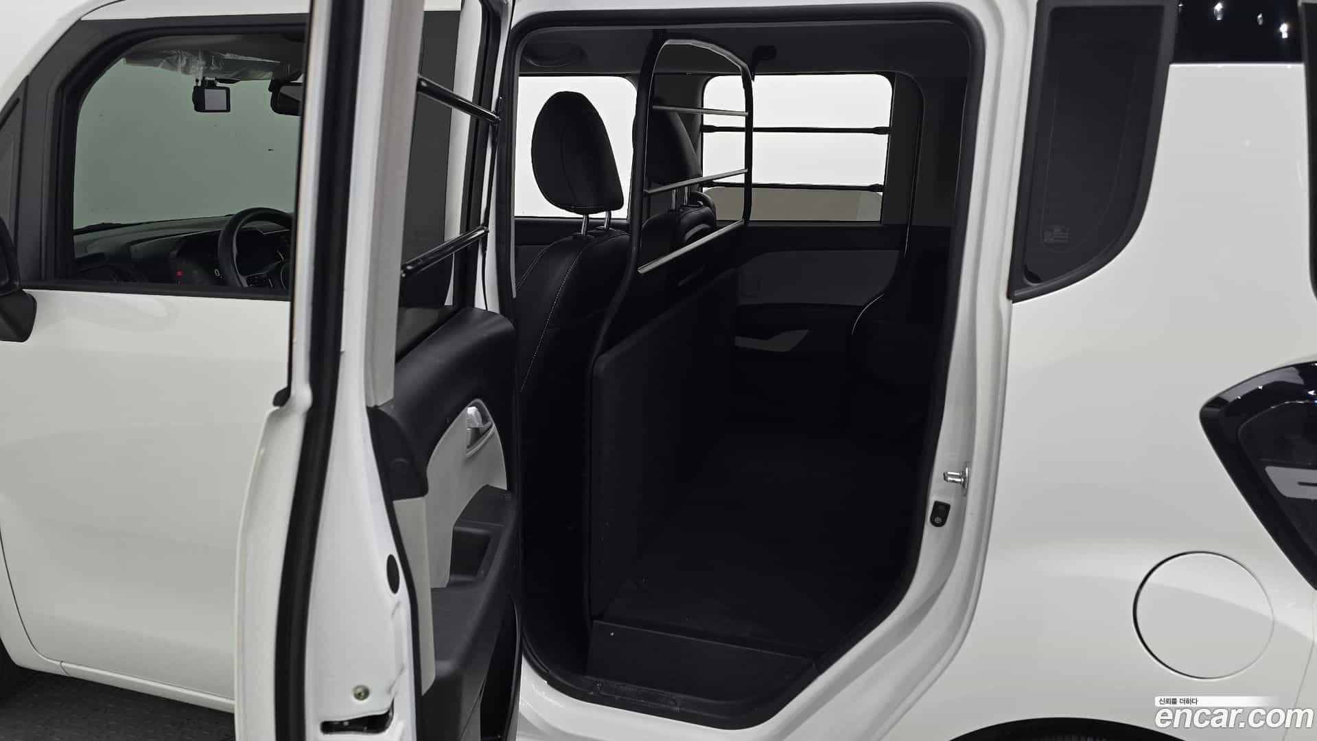 RAY Kia 2022.11-INNER-036