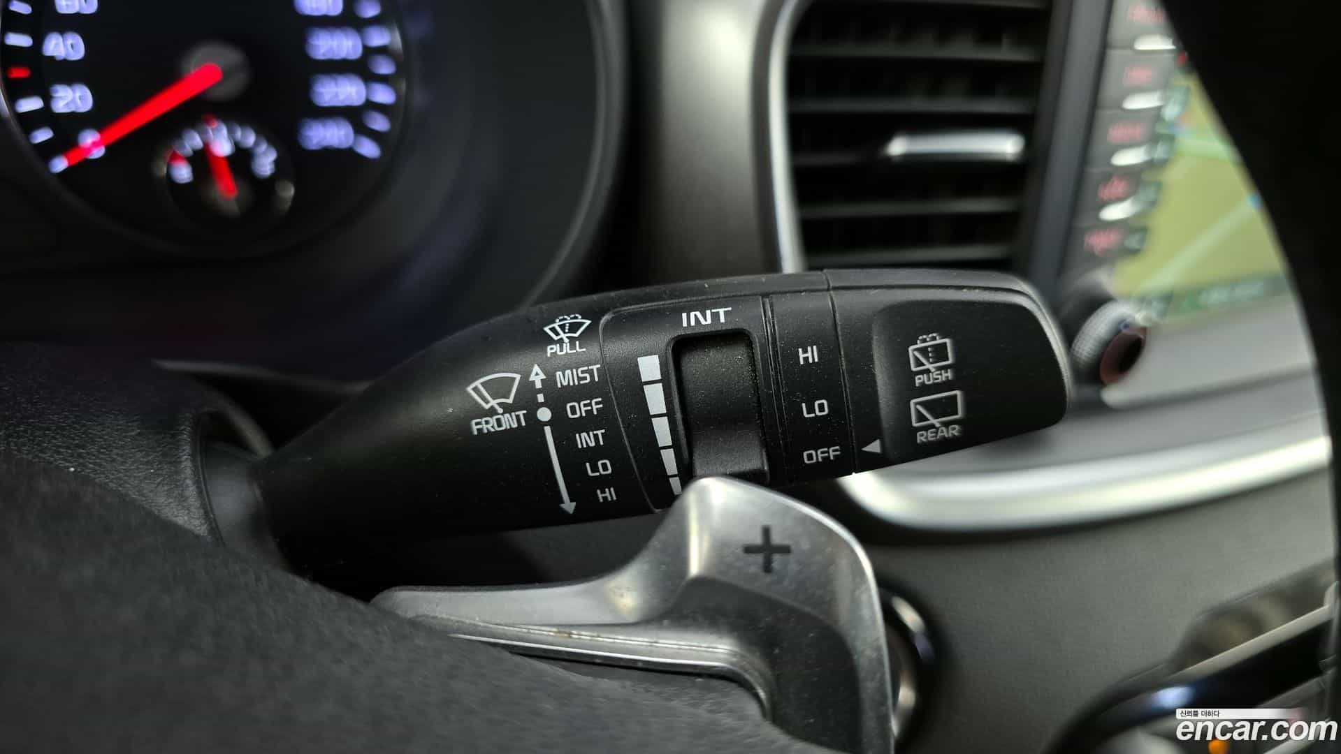Sorento Kia 2016.9-OPTION-041
