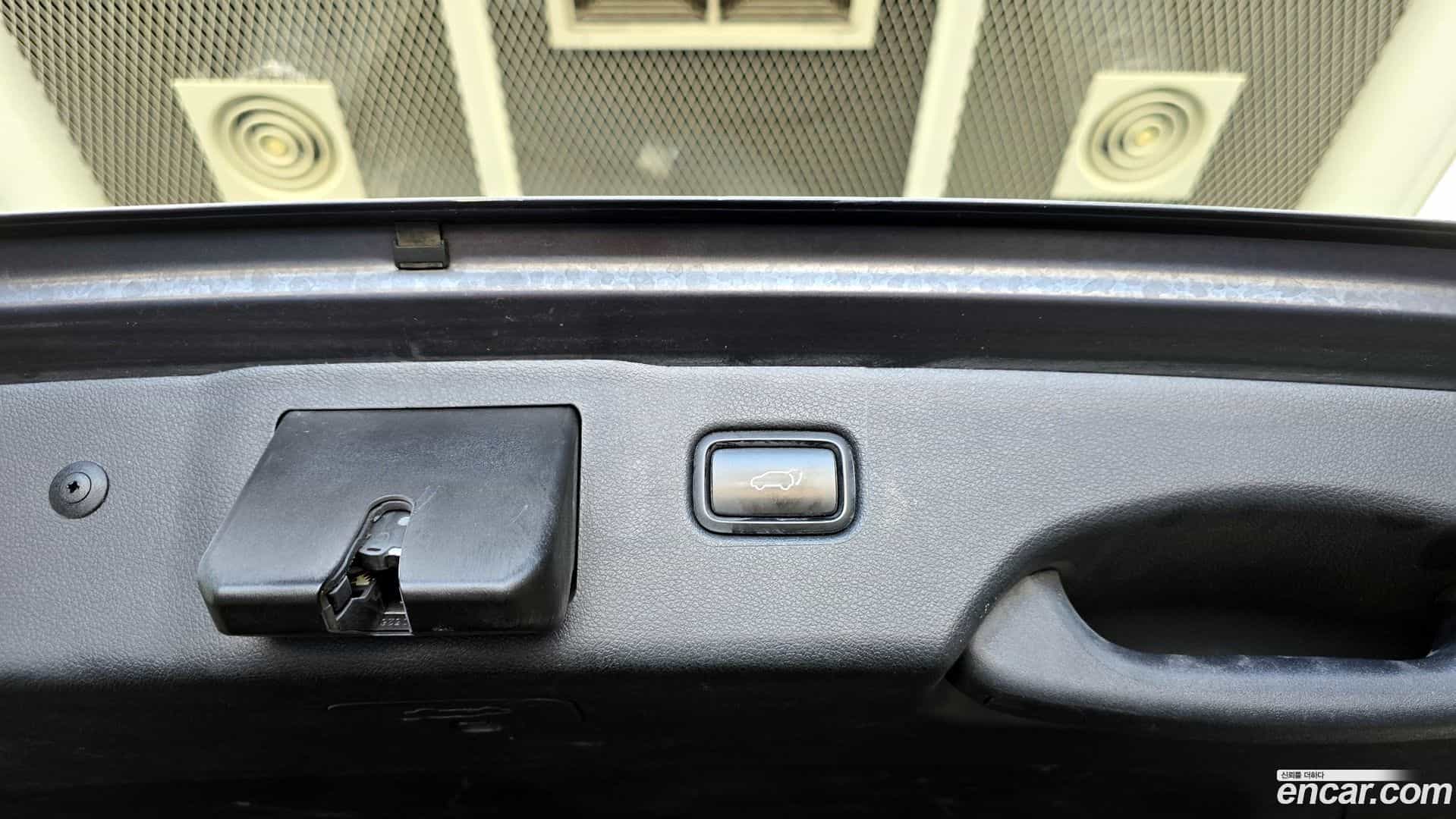 Sorento Kia 2016.9-OPTION-042