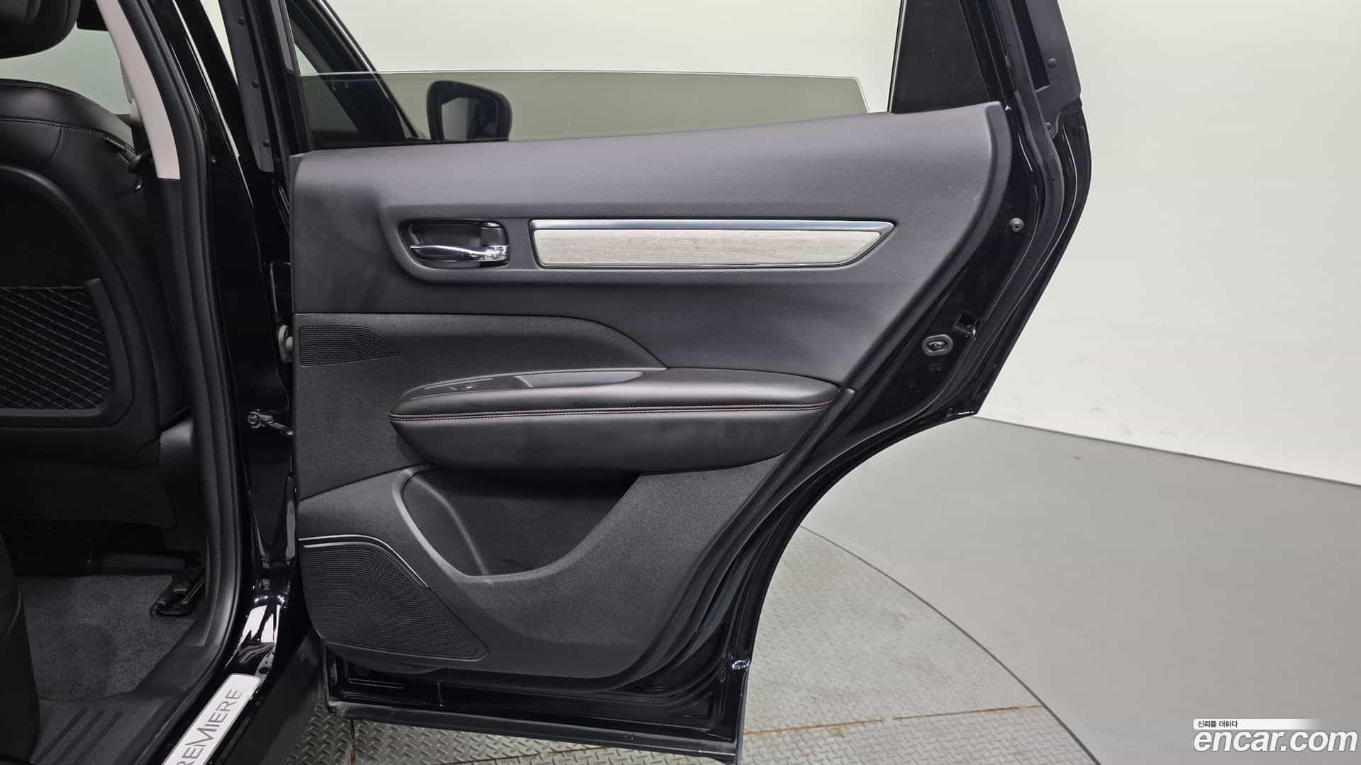 QM6 Renault Korea 2022.1-INNER-035