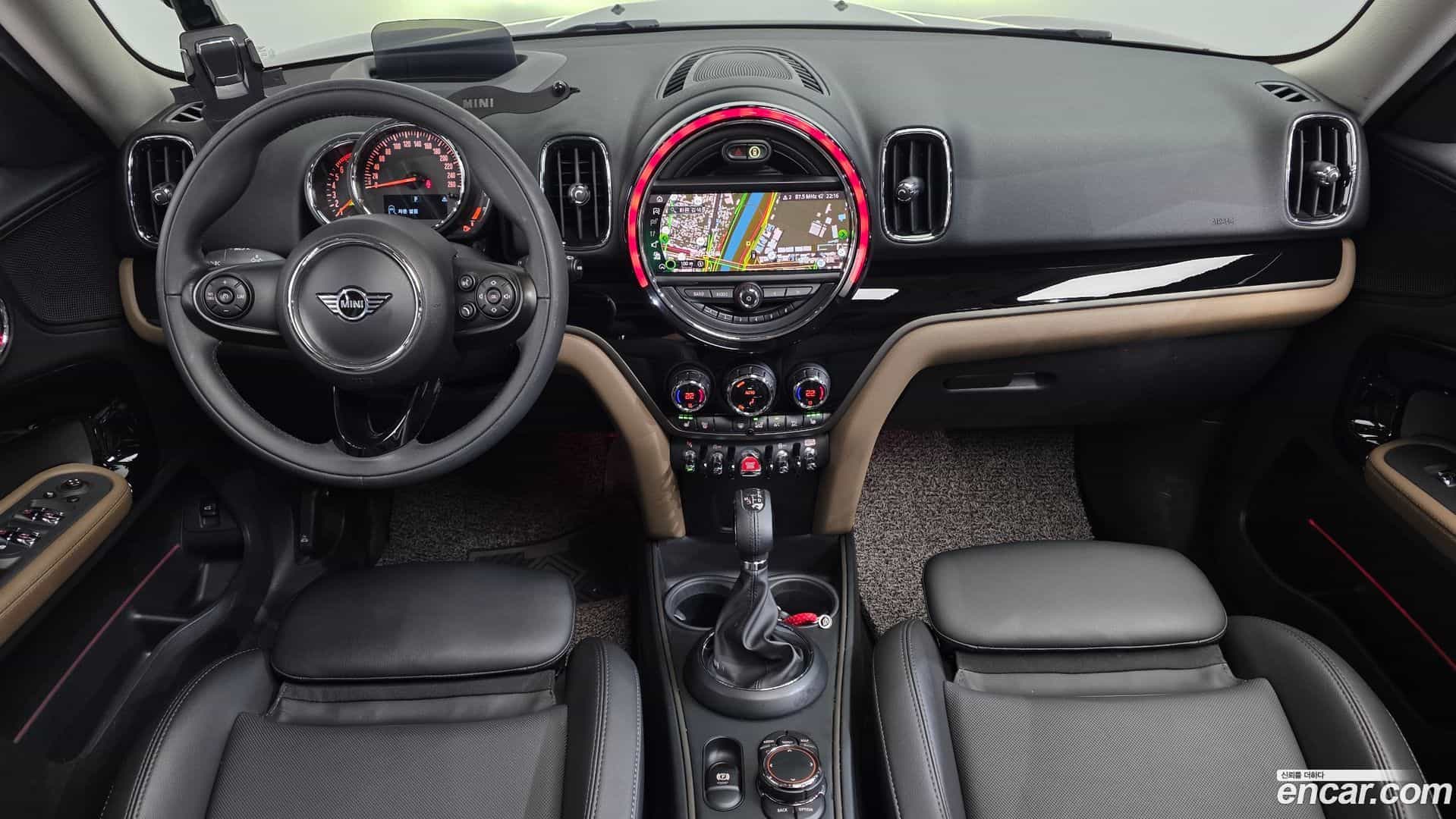 Countryman Mini 2019.8-INNER-007