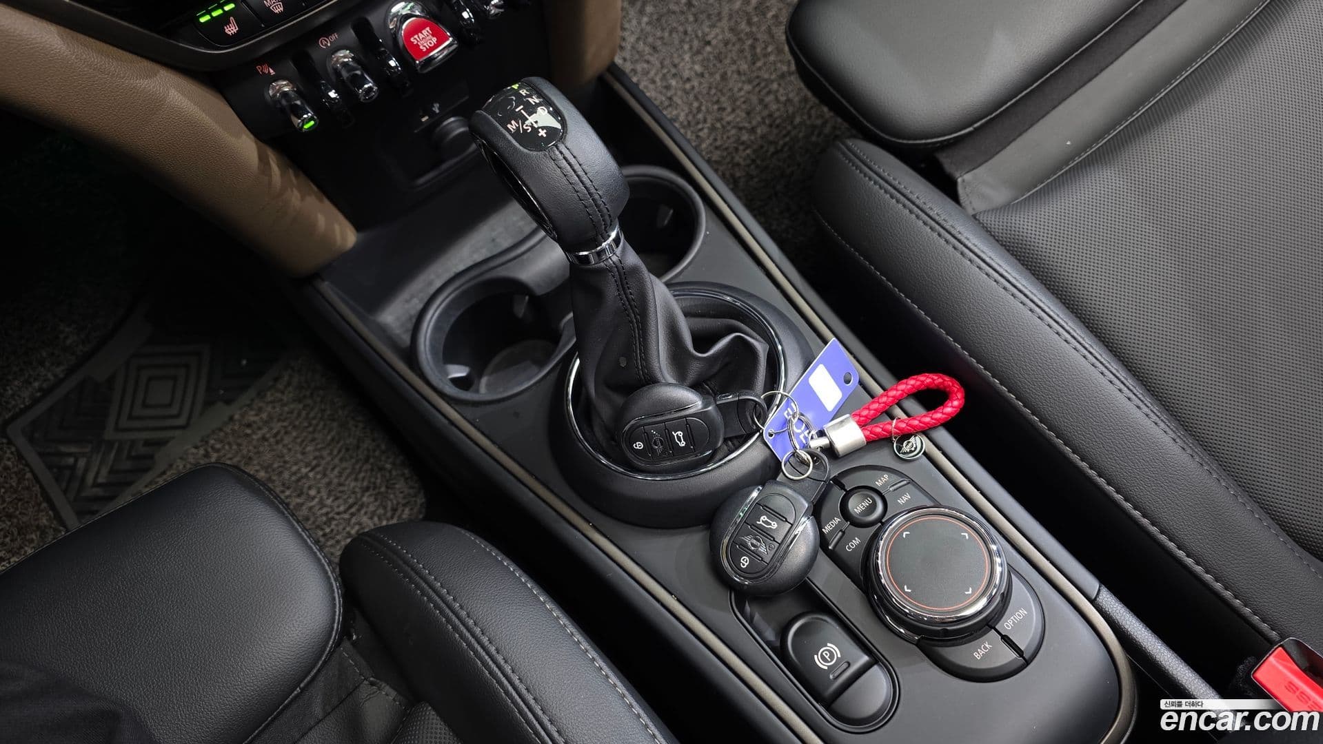 Main__Slider__Photo:Countryman Mini 2019.8-8