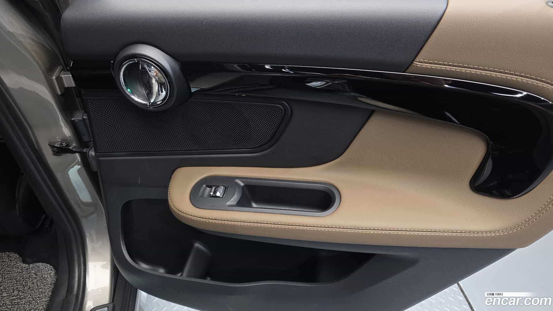 Countryman Mini 2019.8-INNER-035