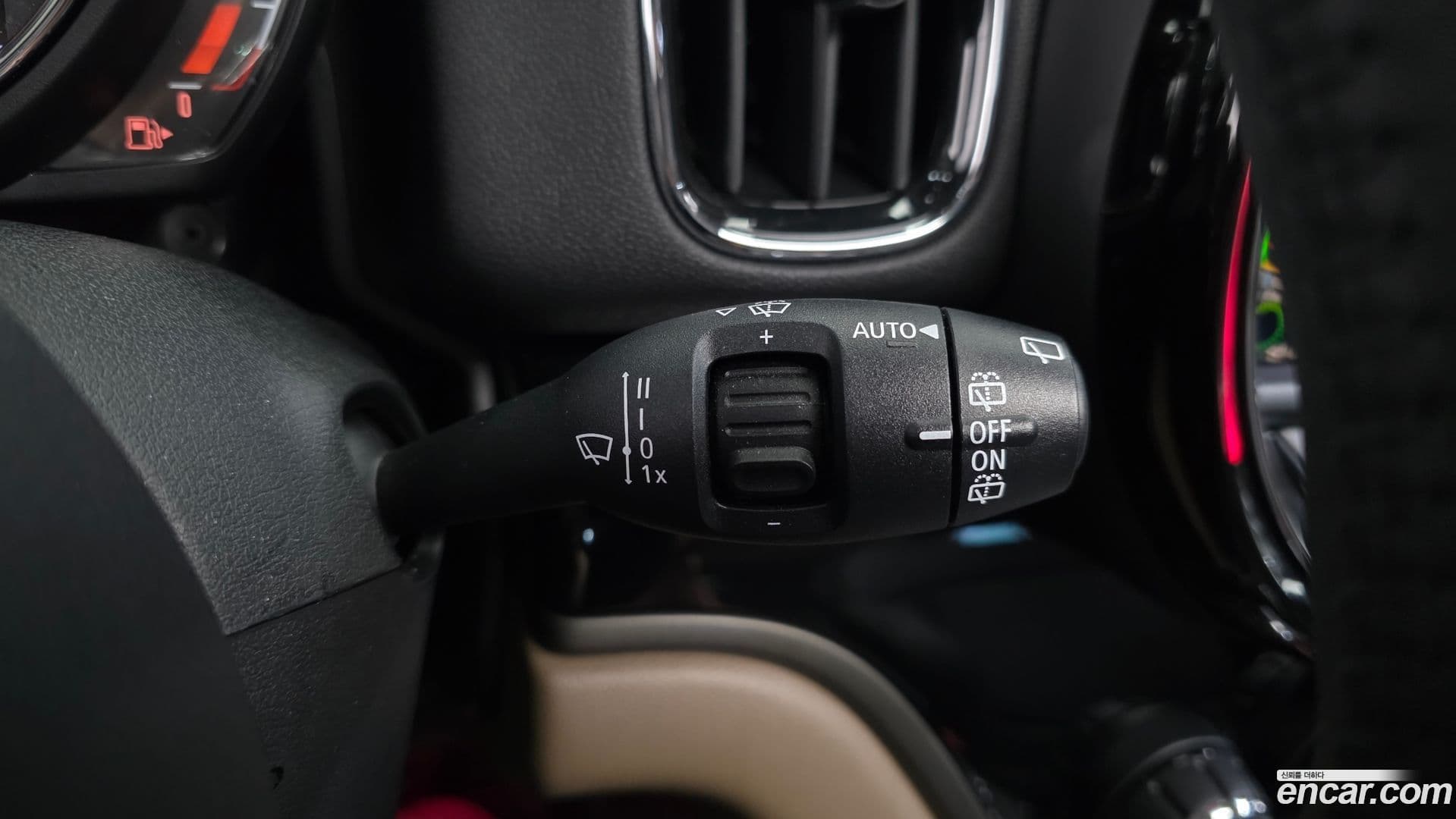 Main__Slider__Photo:Countryman Mini 2019.8-28