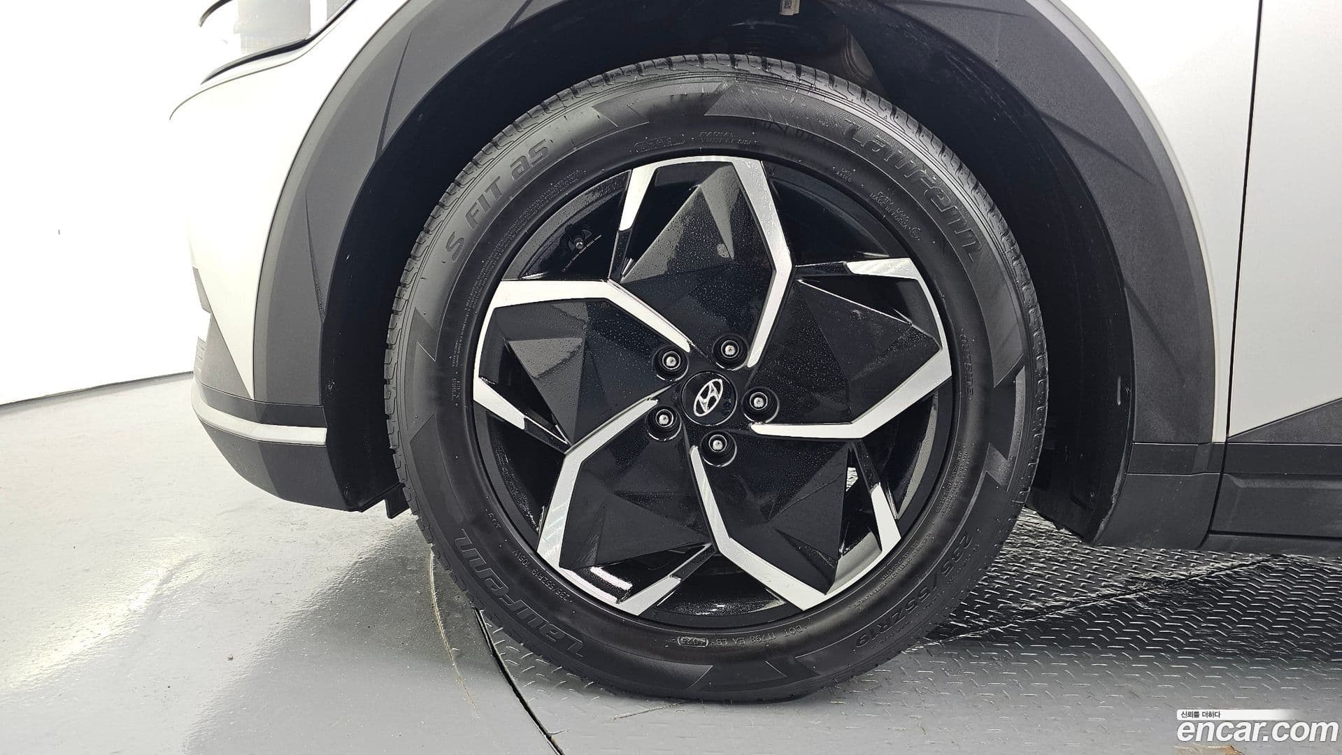 Main__Slider__Photo:Ioniq5 Hyundai 2021.9-4