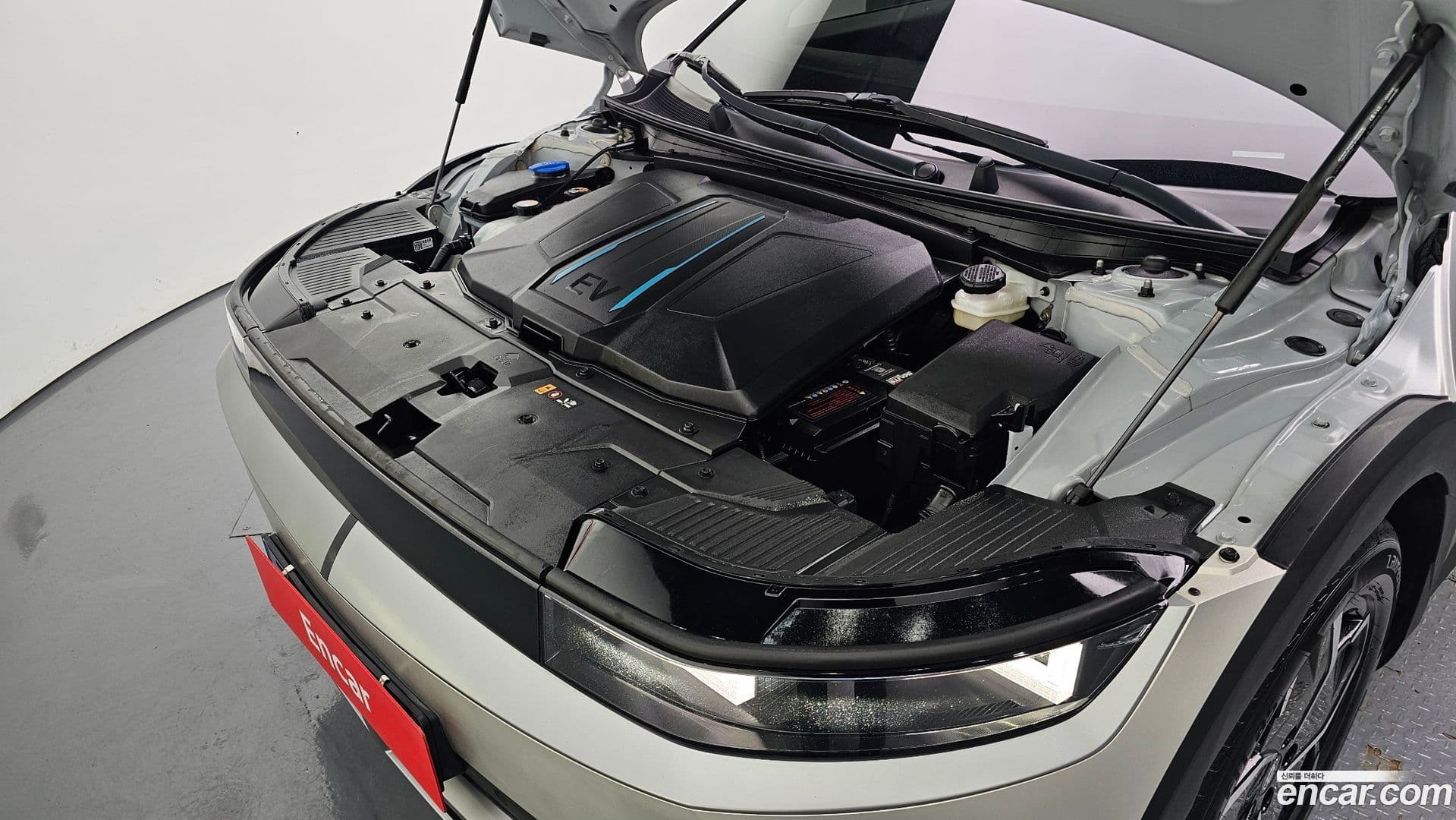Main__Slider__Photo:Ioniq5 Hyundai 2021.9-5