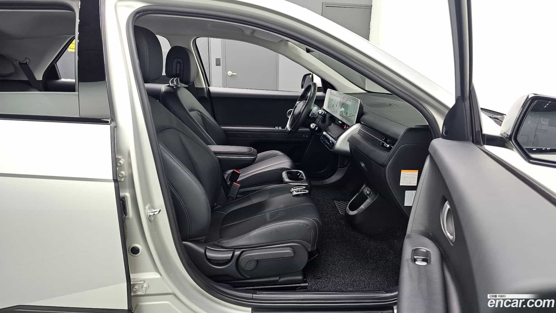 Ioniq5 Hyundai 2021.9-INNER-036