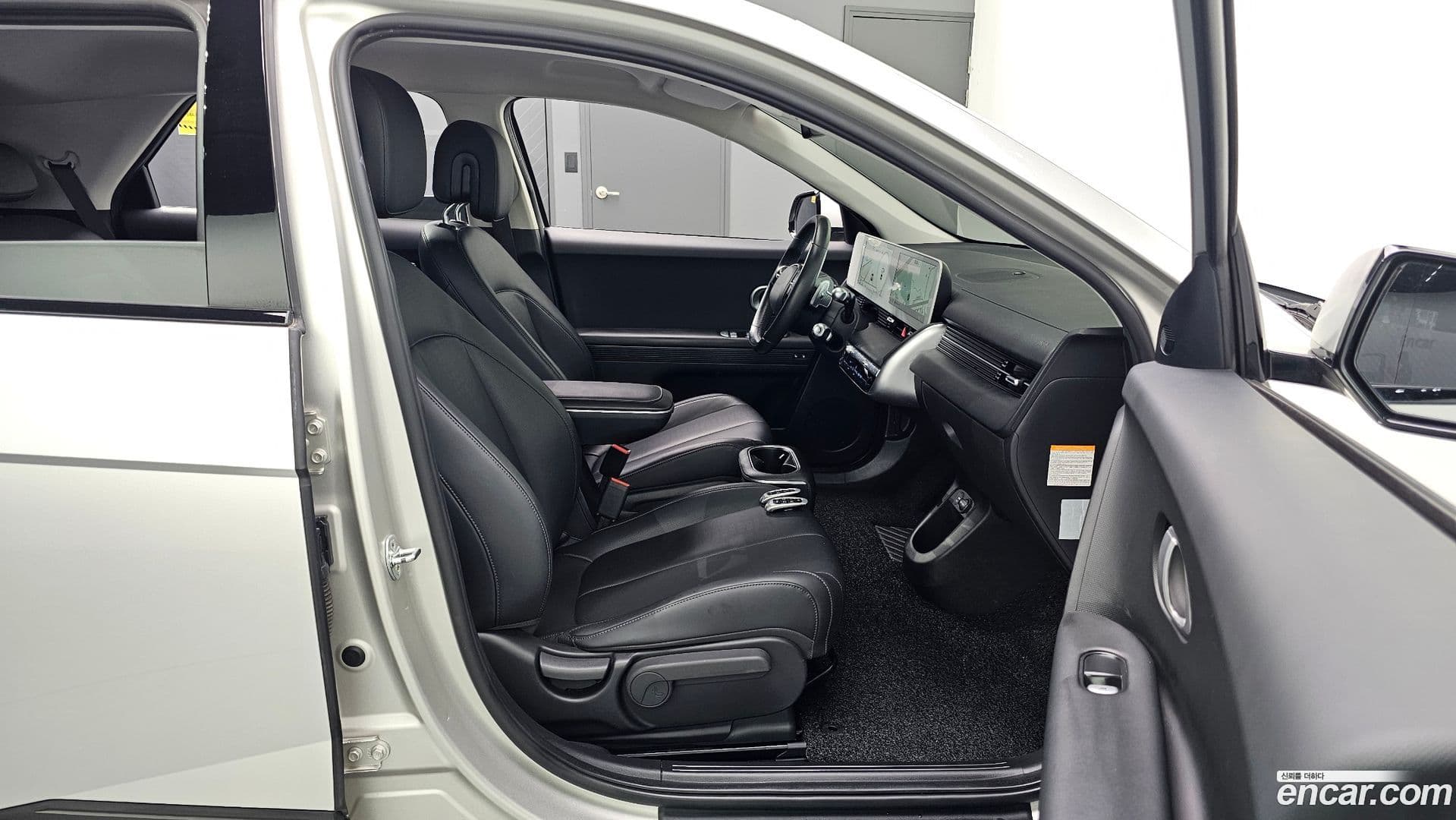 Main__Slider__Photo:Ioniq5 Hyundai 2021.9-25