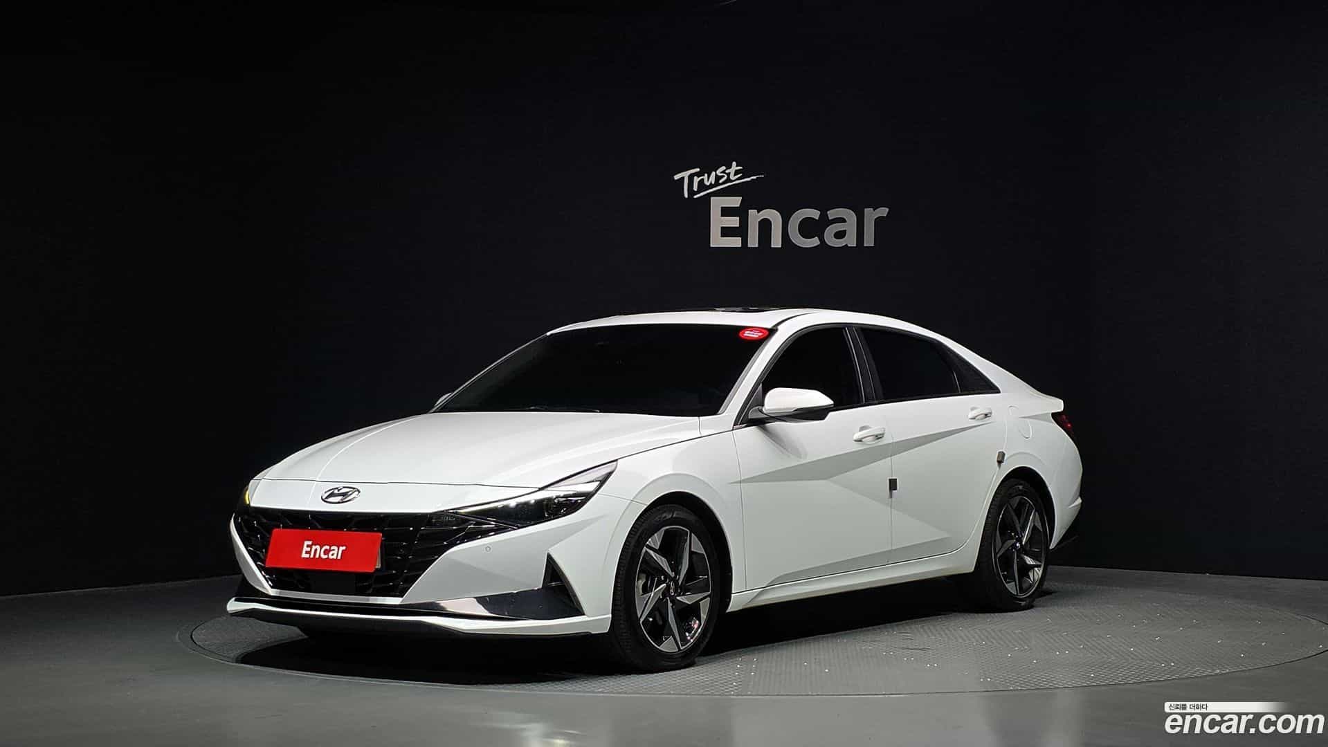 AVANTE Hyundai 2022.1-OUTER-001
