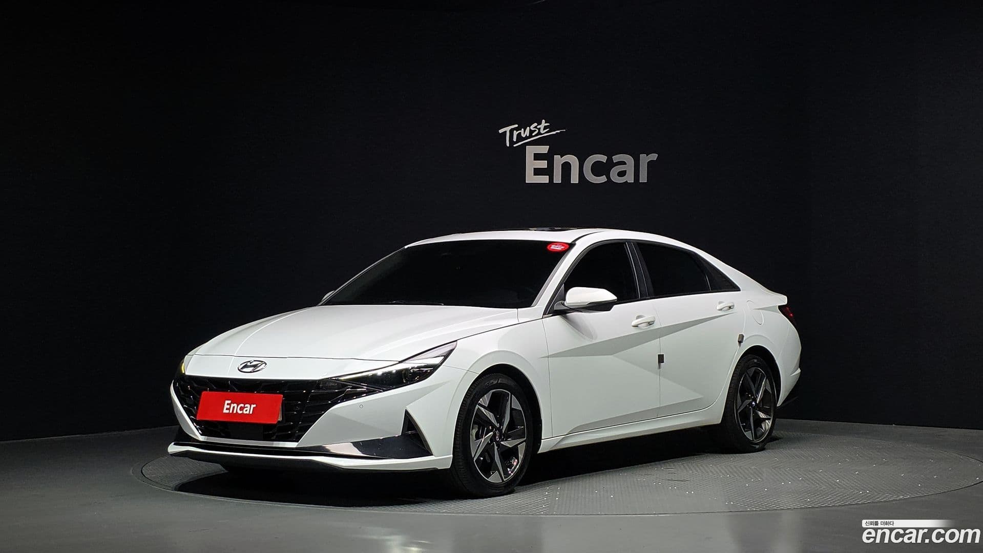Main__Slider__Photo:AVANTE Hyundai 2022.1-0