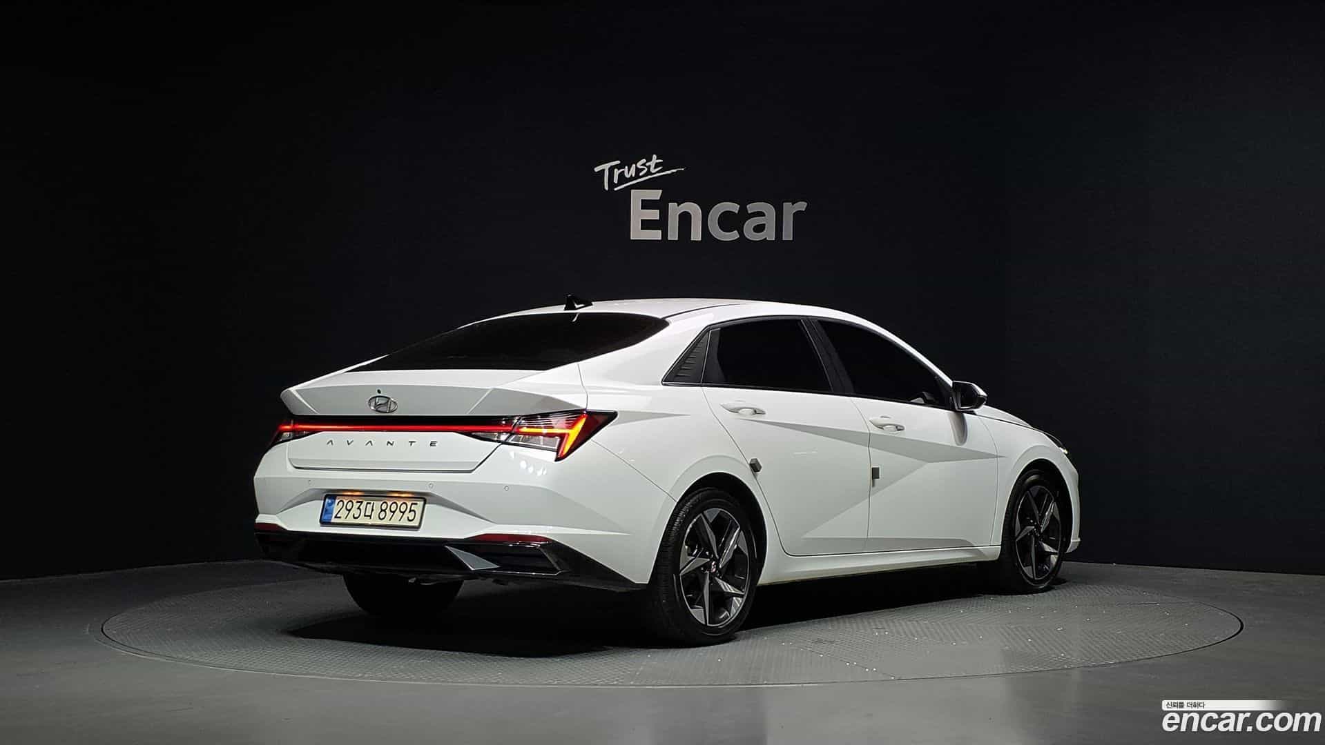 AVANTE Hyundai 2022.1-OUTER-002