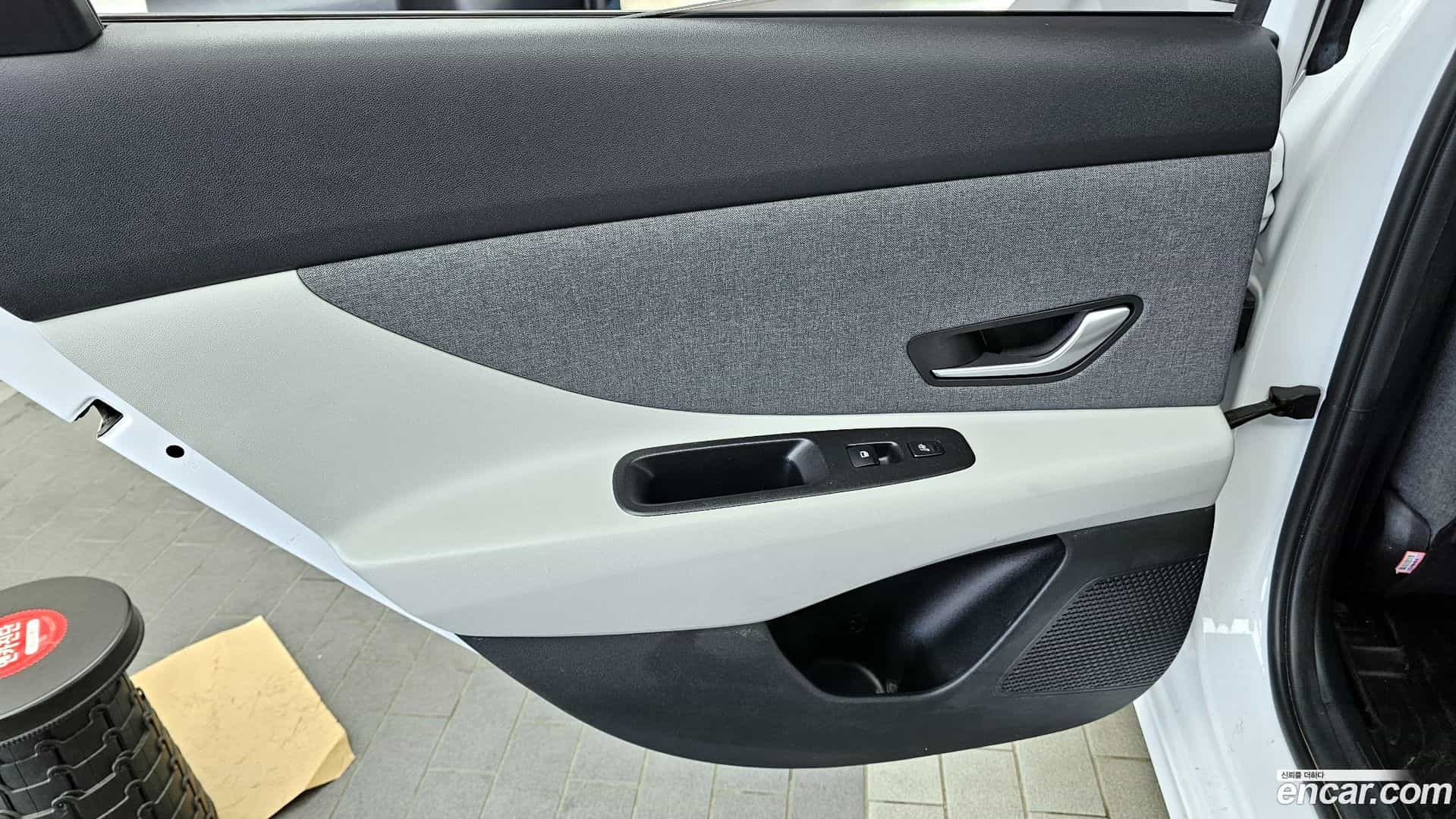 AVANTE Hyundai 2022.1-INNER-035