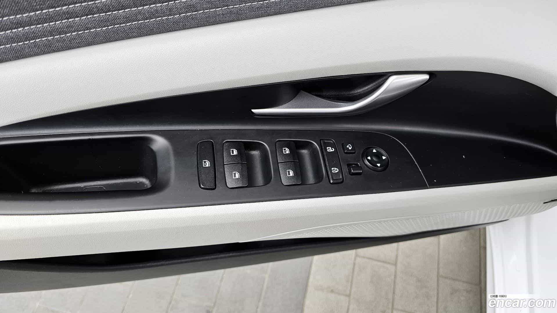 AVANTE Hyundai 2022.1-OPTION-046