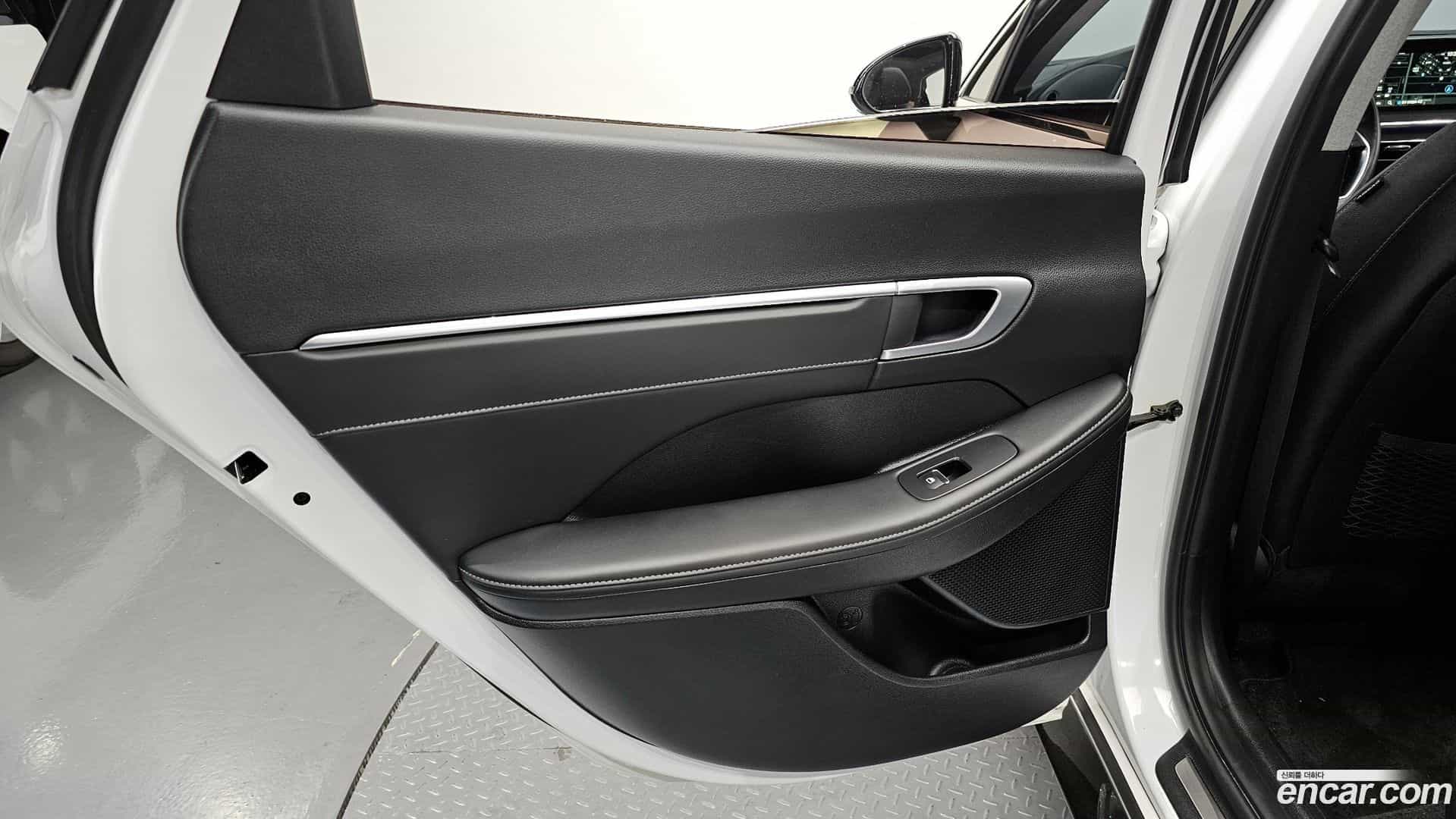 Sonata Hyundai 2019.6-INNER-035