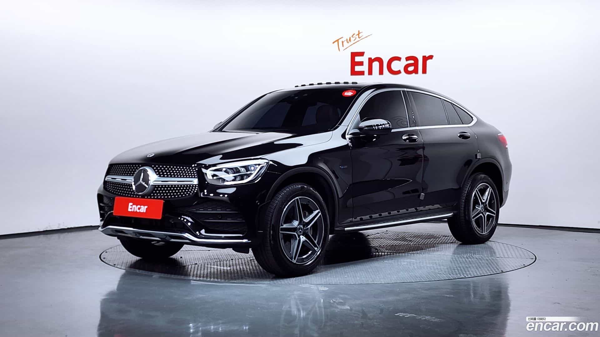 GLC-Class Mercedes-Benz 2021.2-OUTER-001