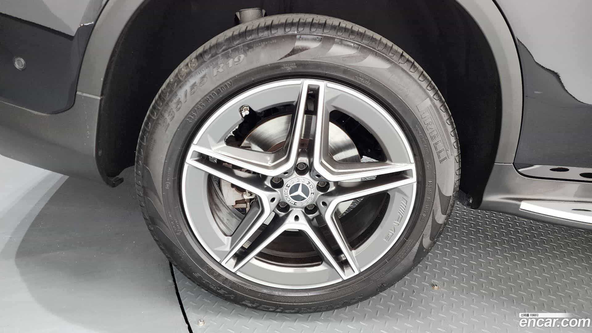 GLC-Class Mercedes-Benz 2021.2-OUTER-005