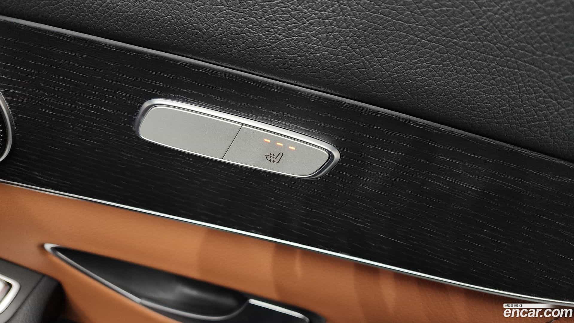 GLC-Class Mercedes-Benz 2021.2-OPTION-023